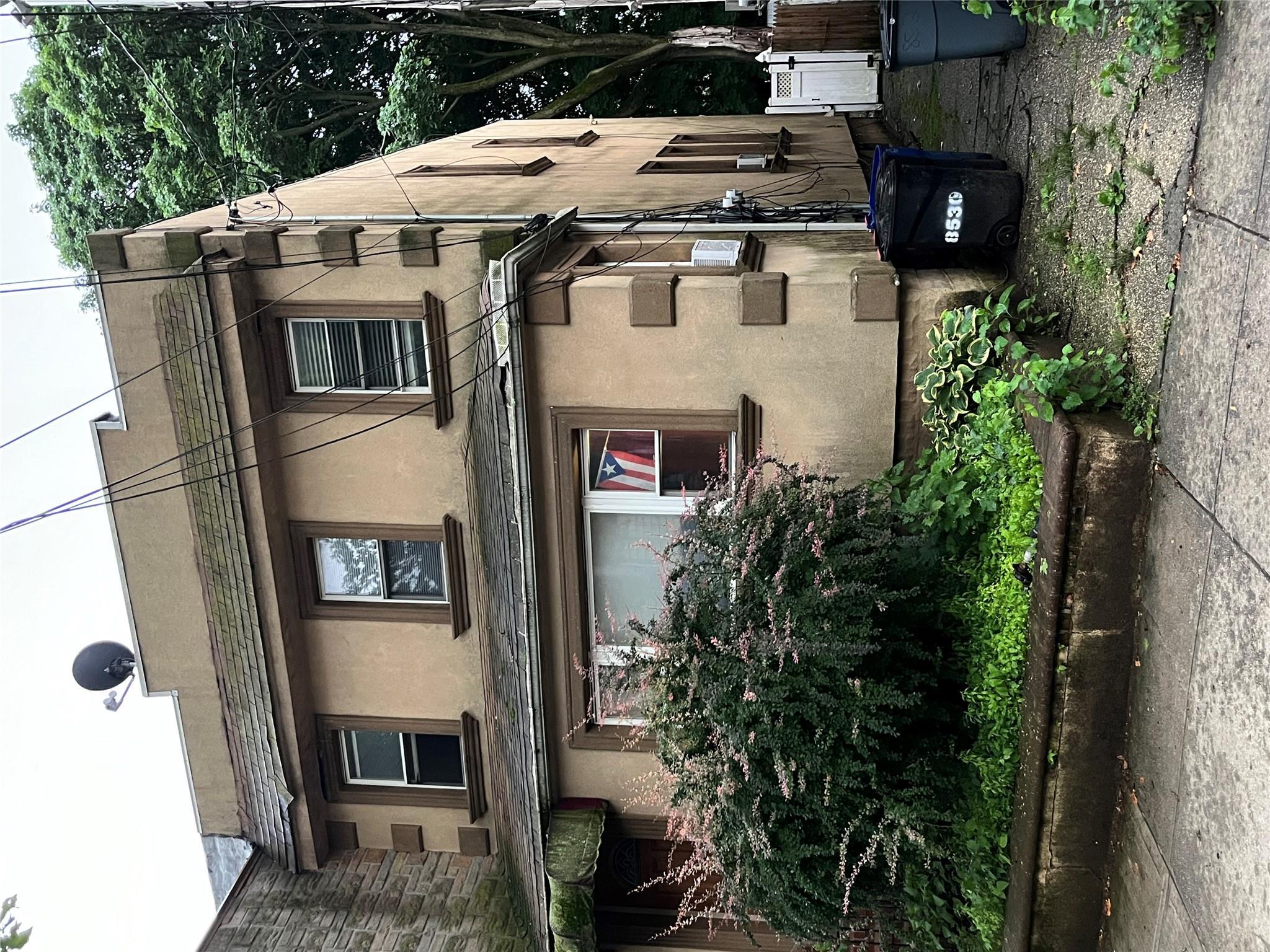 Single Family 101st  Queens, NY 11418, MLS-880063-4