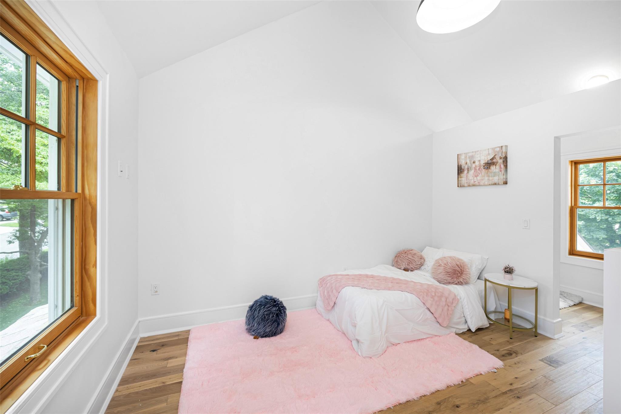 Single Family Hollywood  Queens, NY 11363, MLS-880067-27