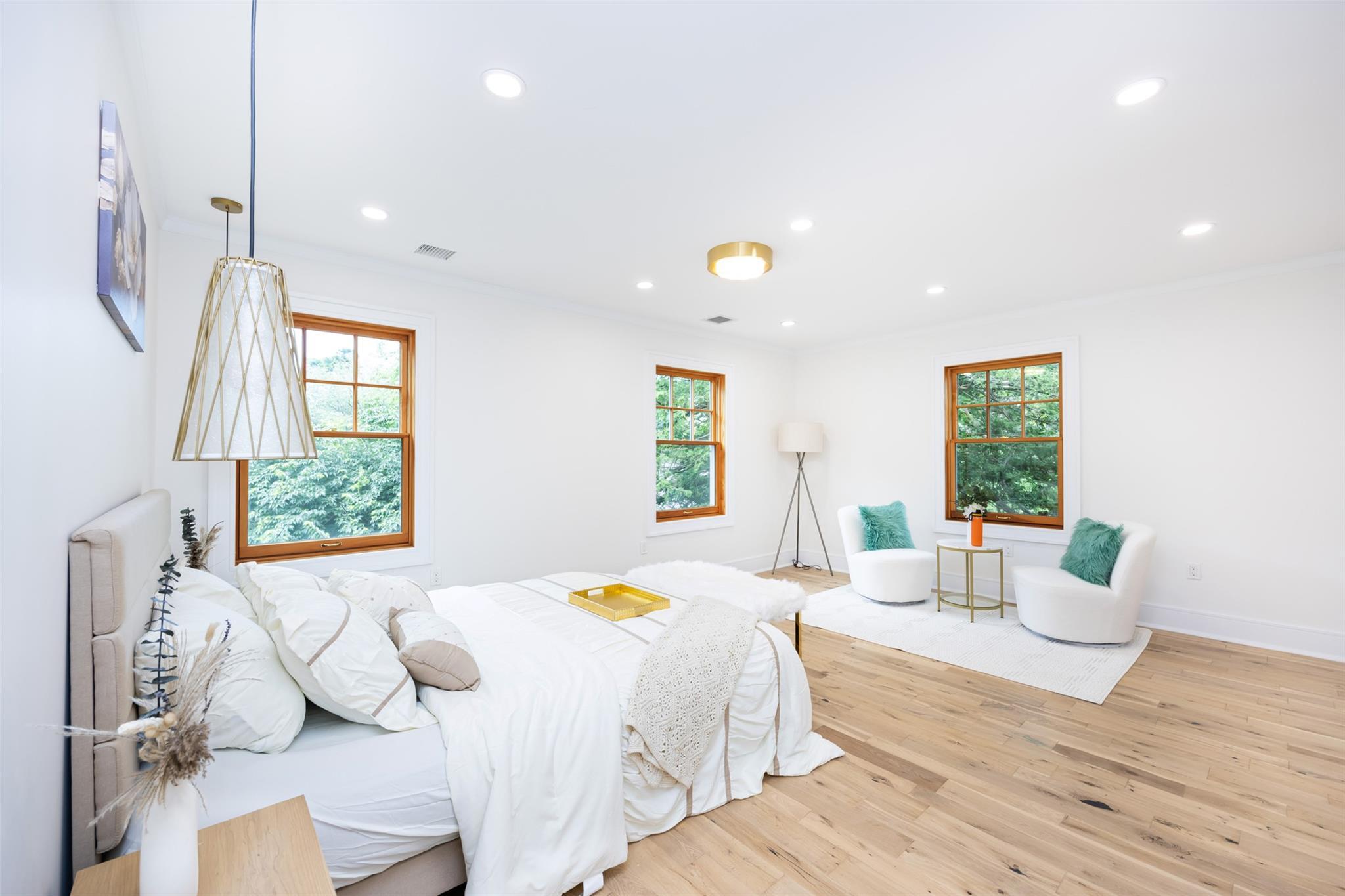 Single Family Hollywood  Queens, NY 11363, MLS-880067-34