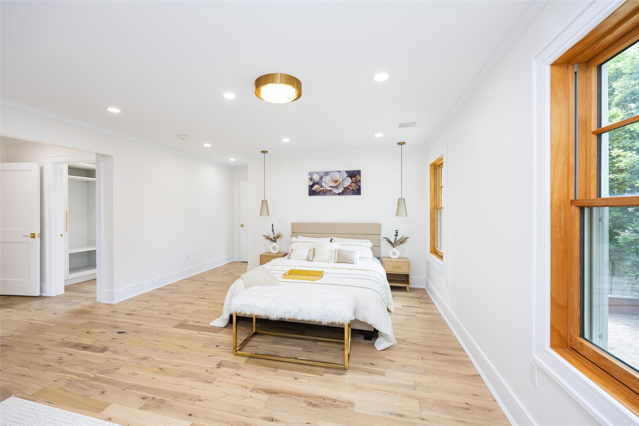 Single Family Hollywood  Queens, NY 11363, MLS-880067-35