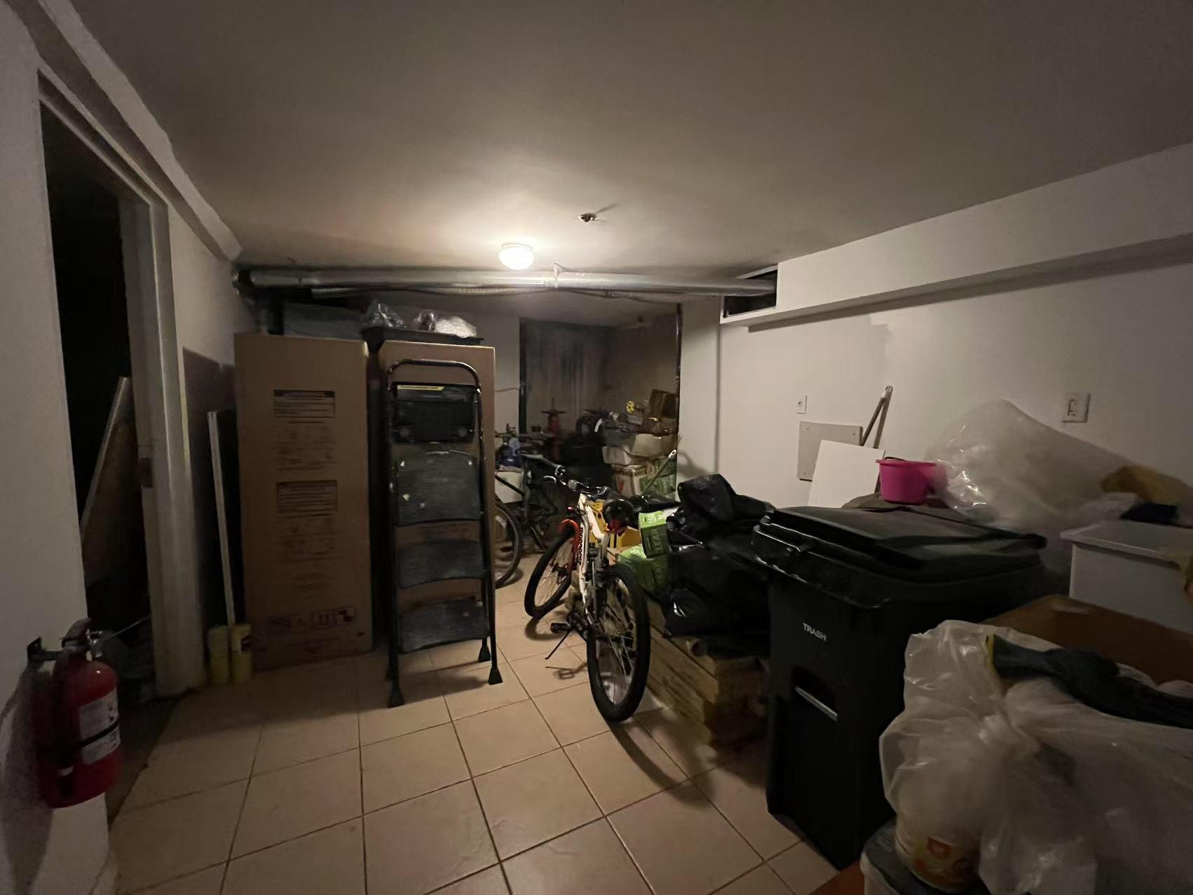 Single Family 70th Street  Queens, NY 11377, MLS-880100-5