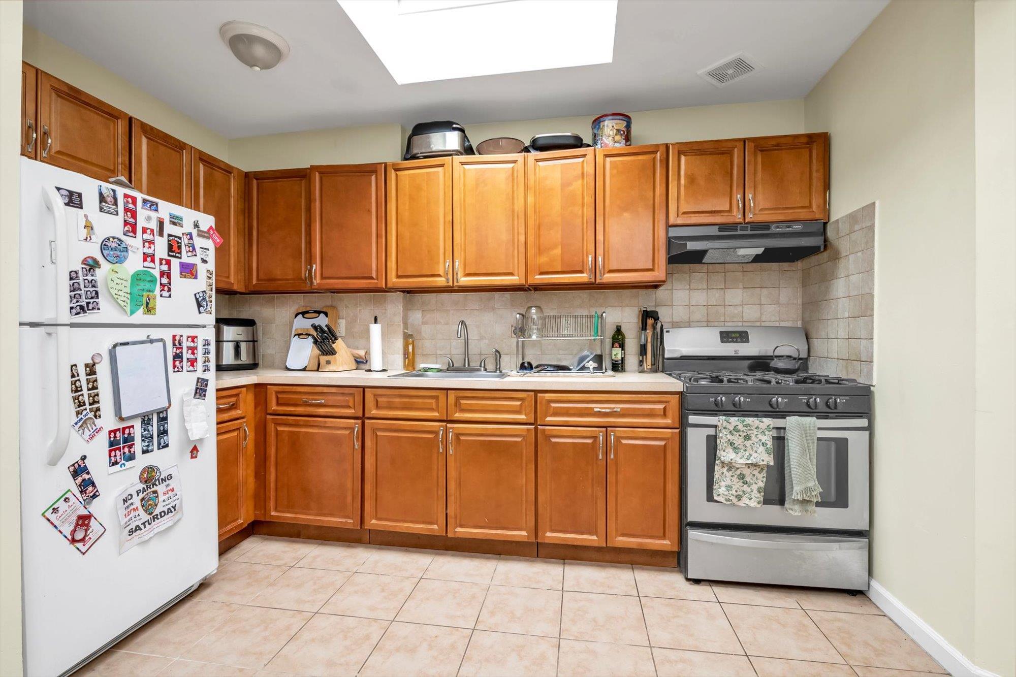 Single Family Stockholm  Brooklyn, NY 11221, MLS-880214-12
