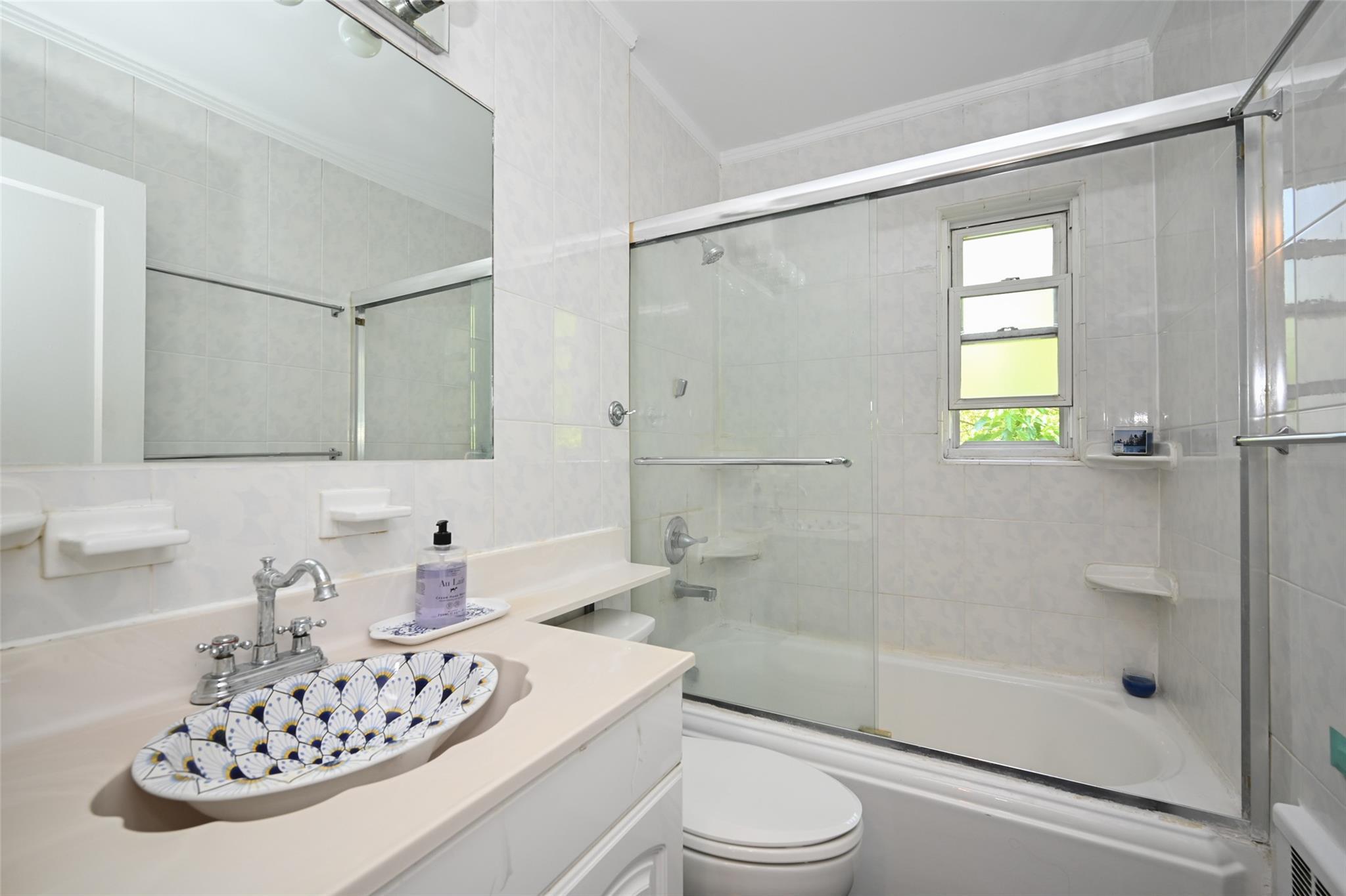 Single Family 184  Queens, NY 11365, MLS-880223-12