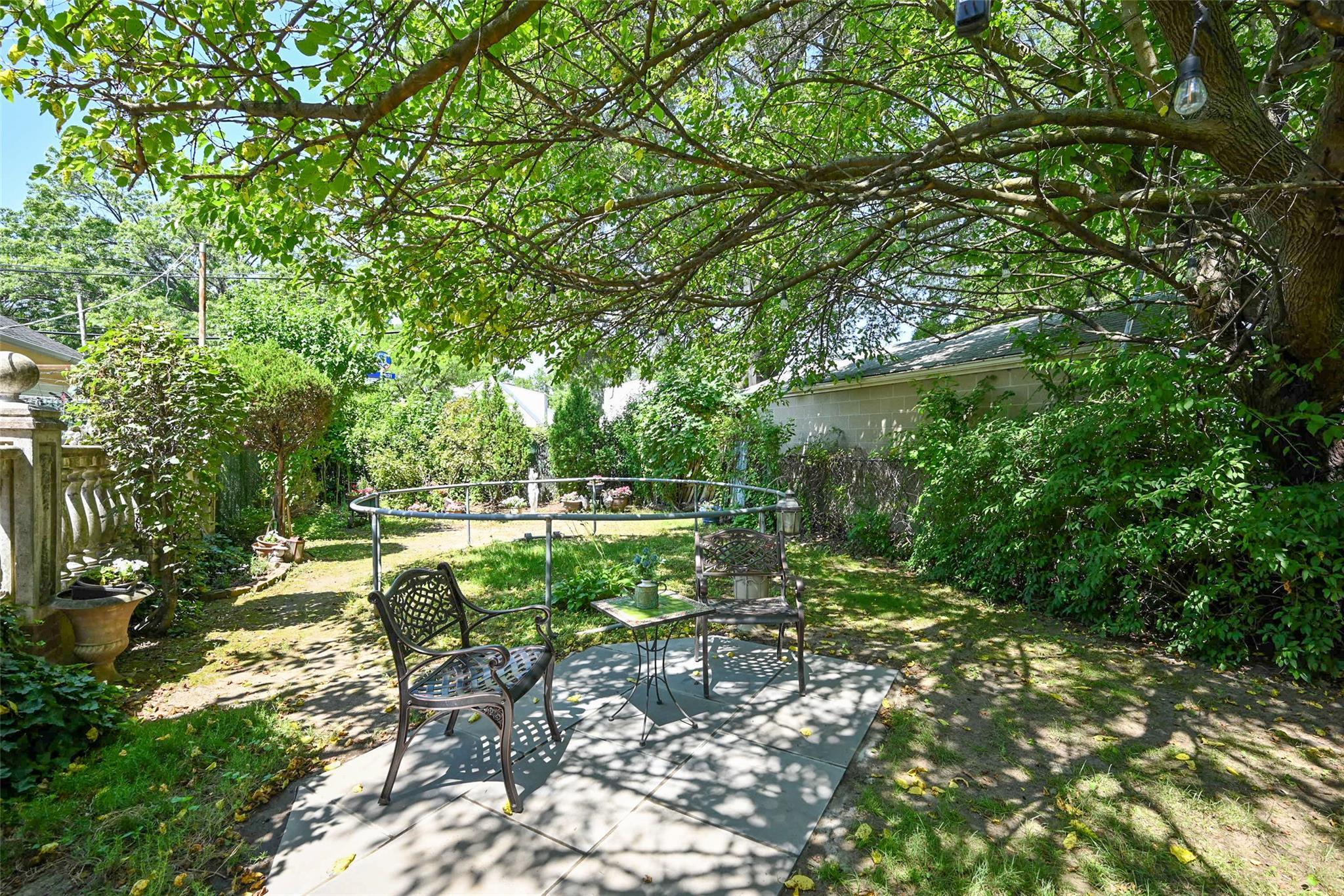 Single Family 184  Queens, NY 11365, MLS-880223-17