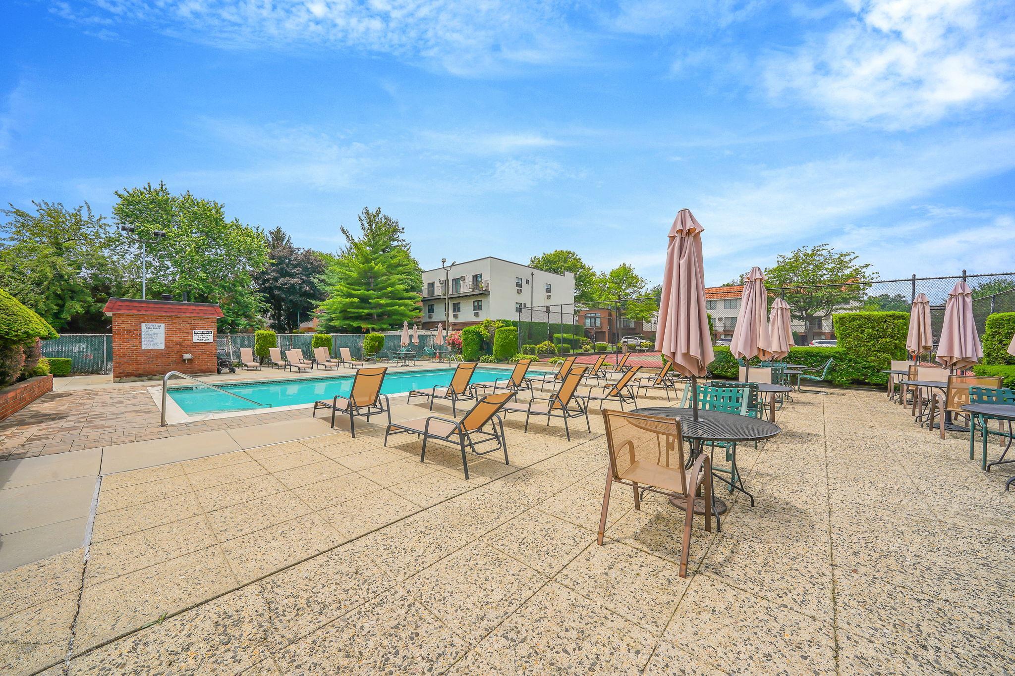 Condo Julius  Queens, NY 11356, MLS-880224-19