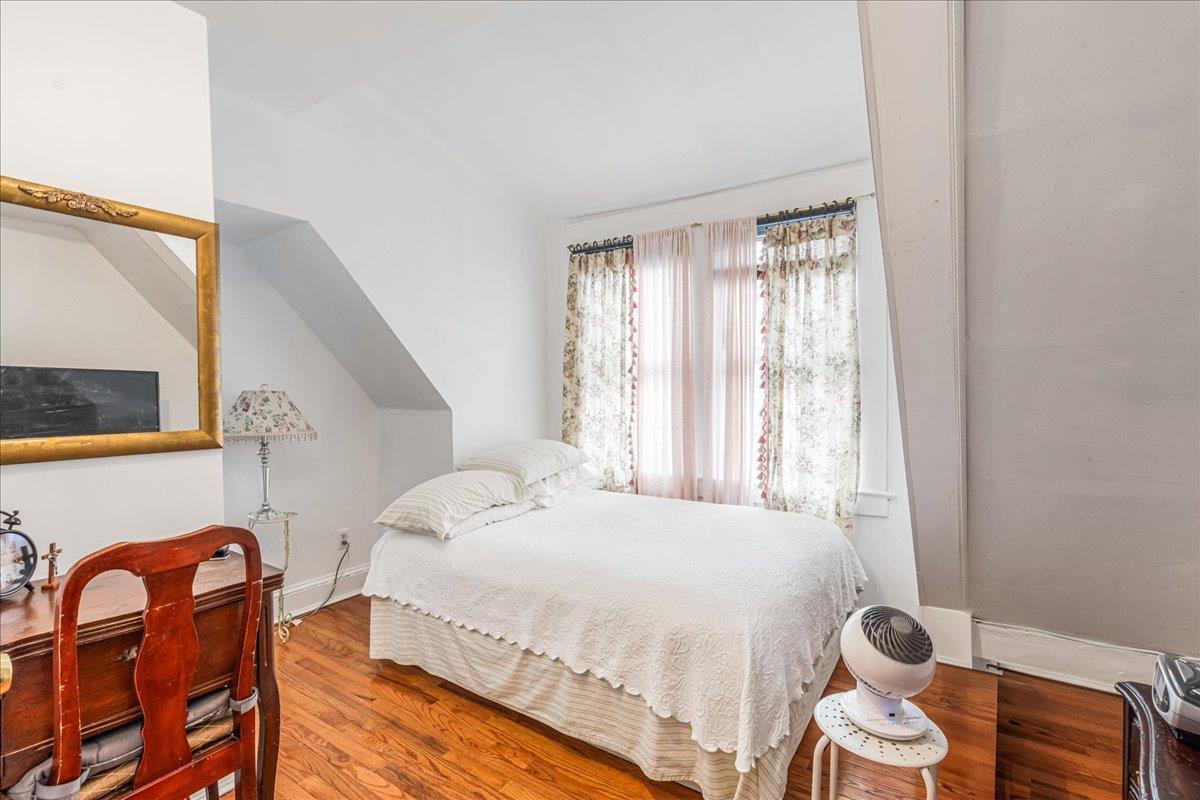 Single Family 107th  Queens, NY 11418, MLS-880229-24