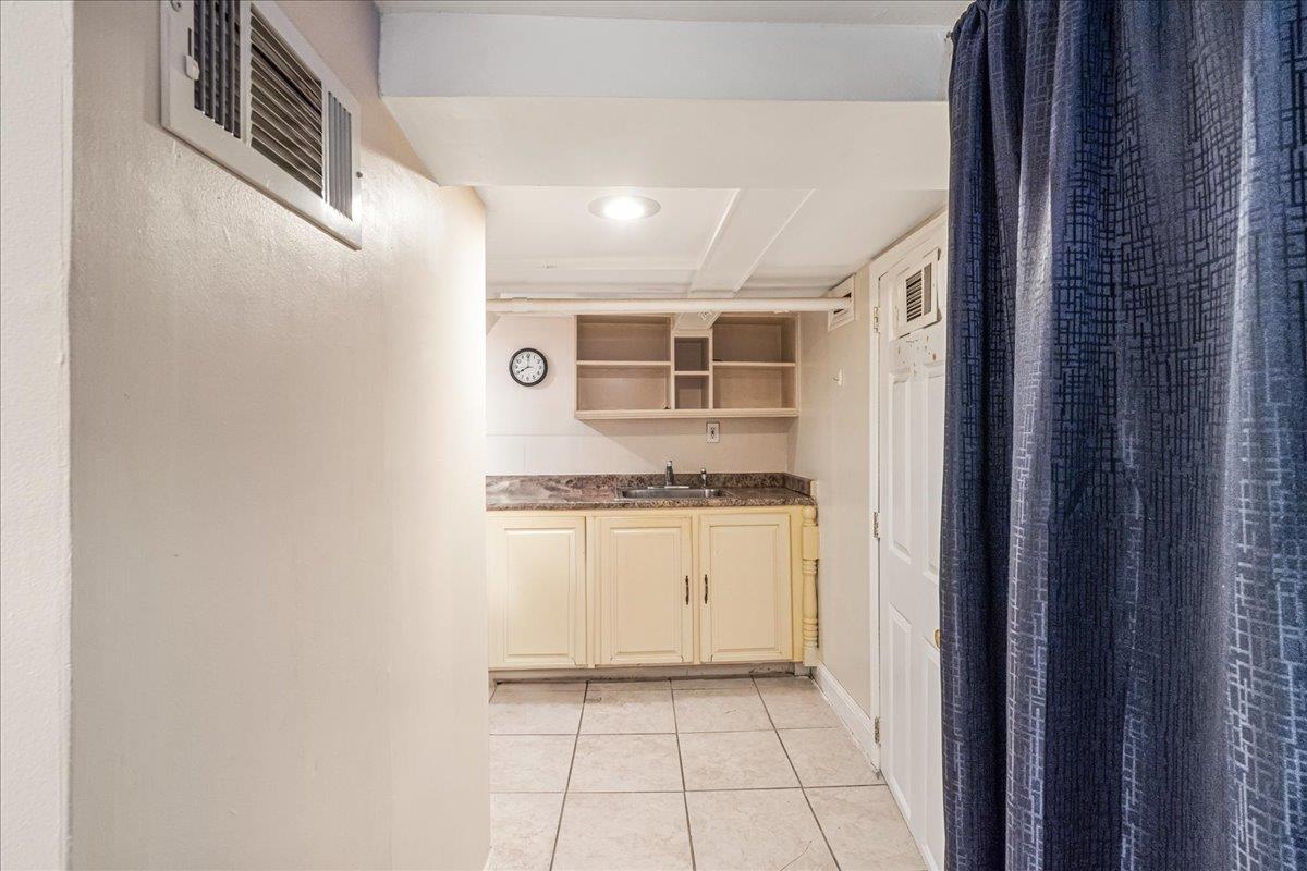 Single Family 107th  Queens, NY 11418, MLS-880229-28
