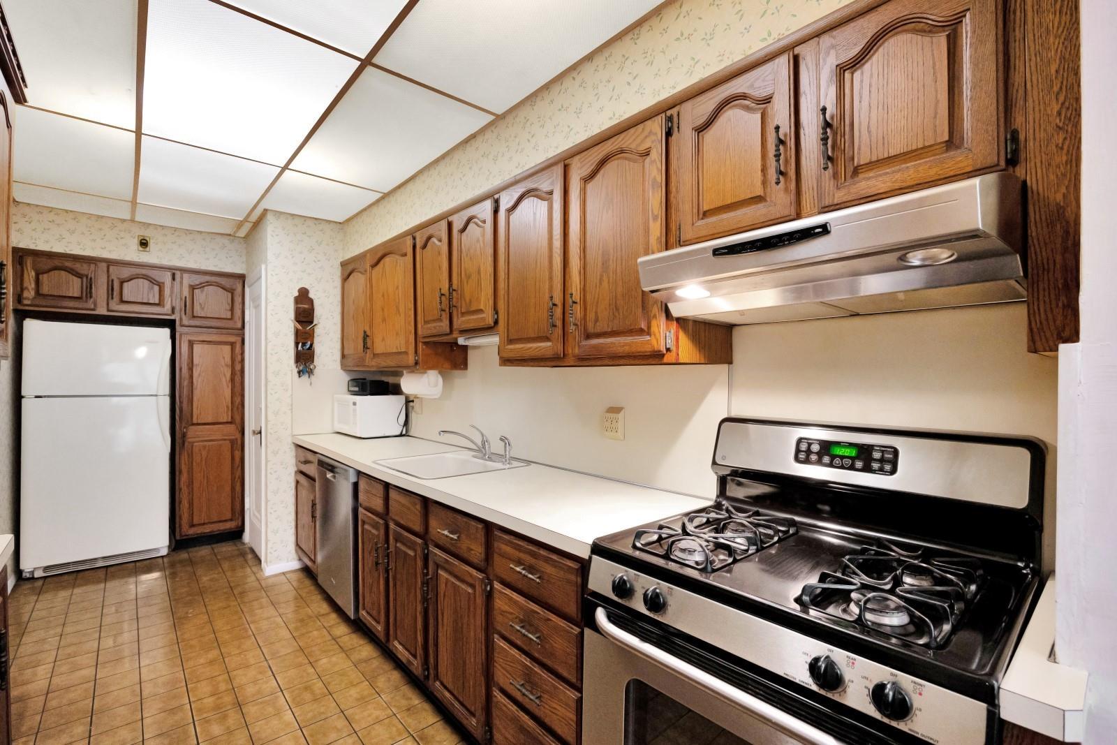 Single Family 82nd Queens, NY 11379, MLS-880230-11