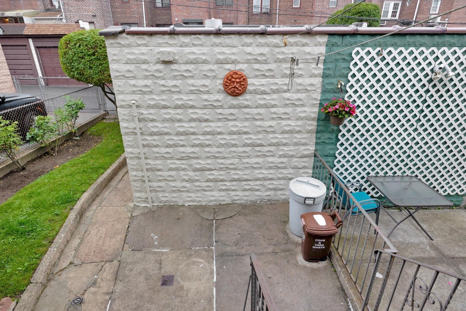 Single Family 82nd Queens, NY 11379, MLS-880230-21