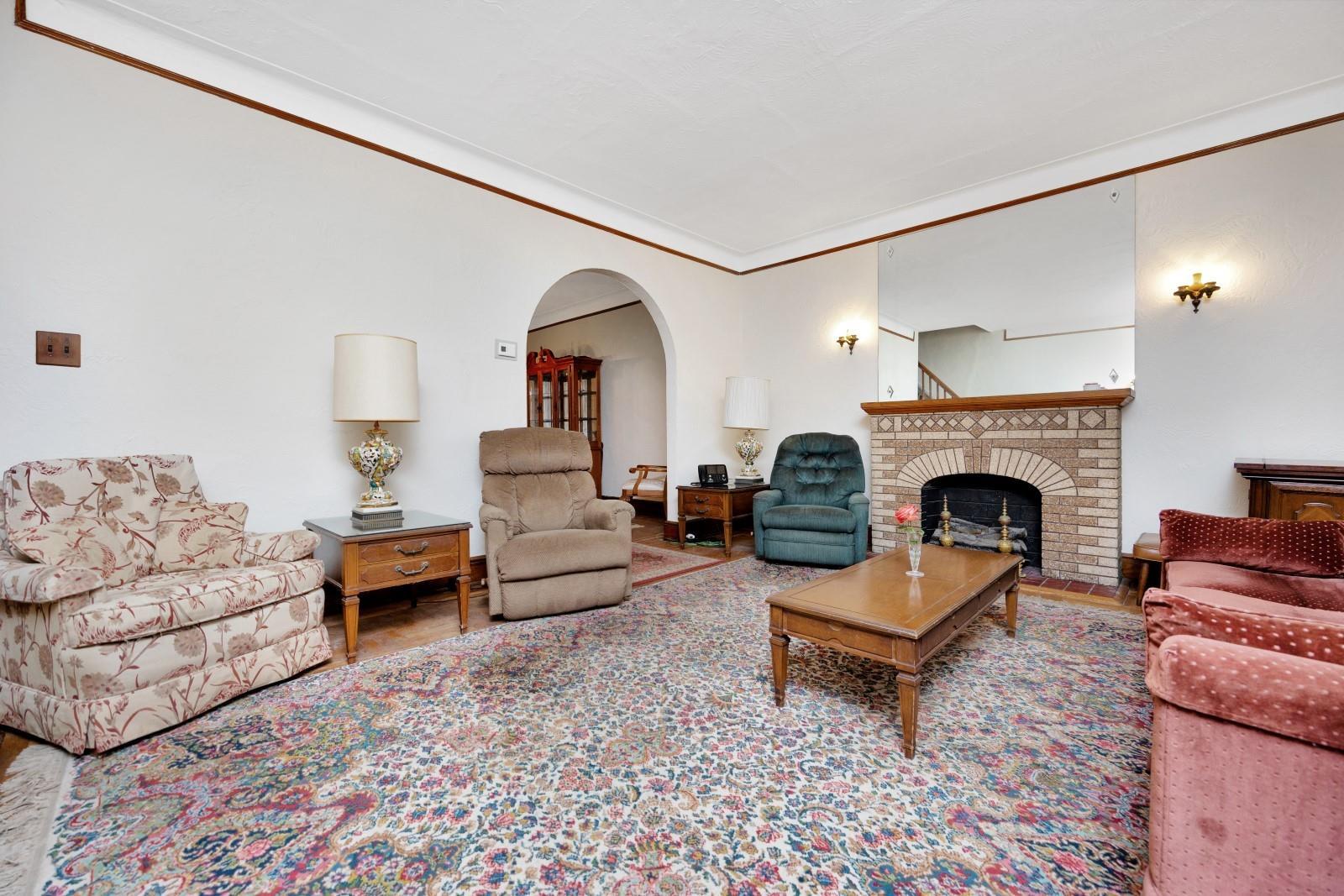 Single Family 82nd Queens, NY 11379, MLS-880230-4