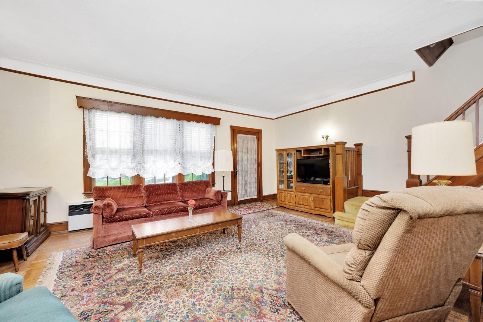 Single Family 82nd Queens, NY 11379, MLS-880230-6