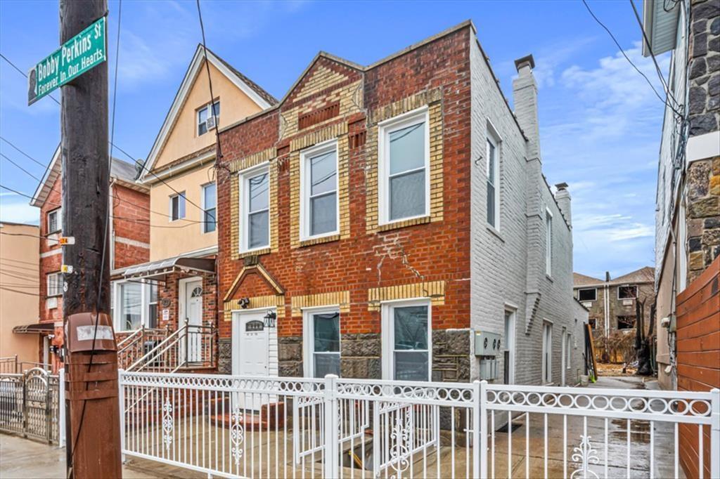 Single Family 156th  Queens, NY 11433, MLS-880242-3
