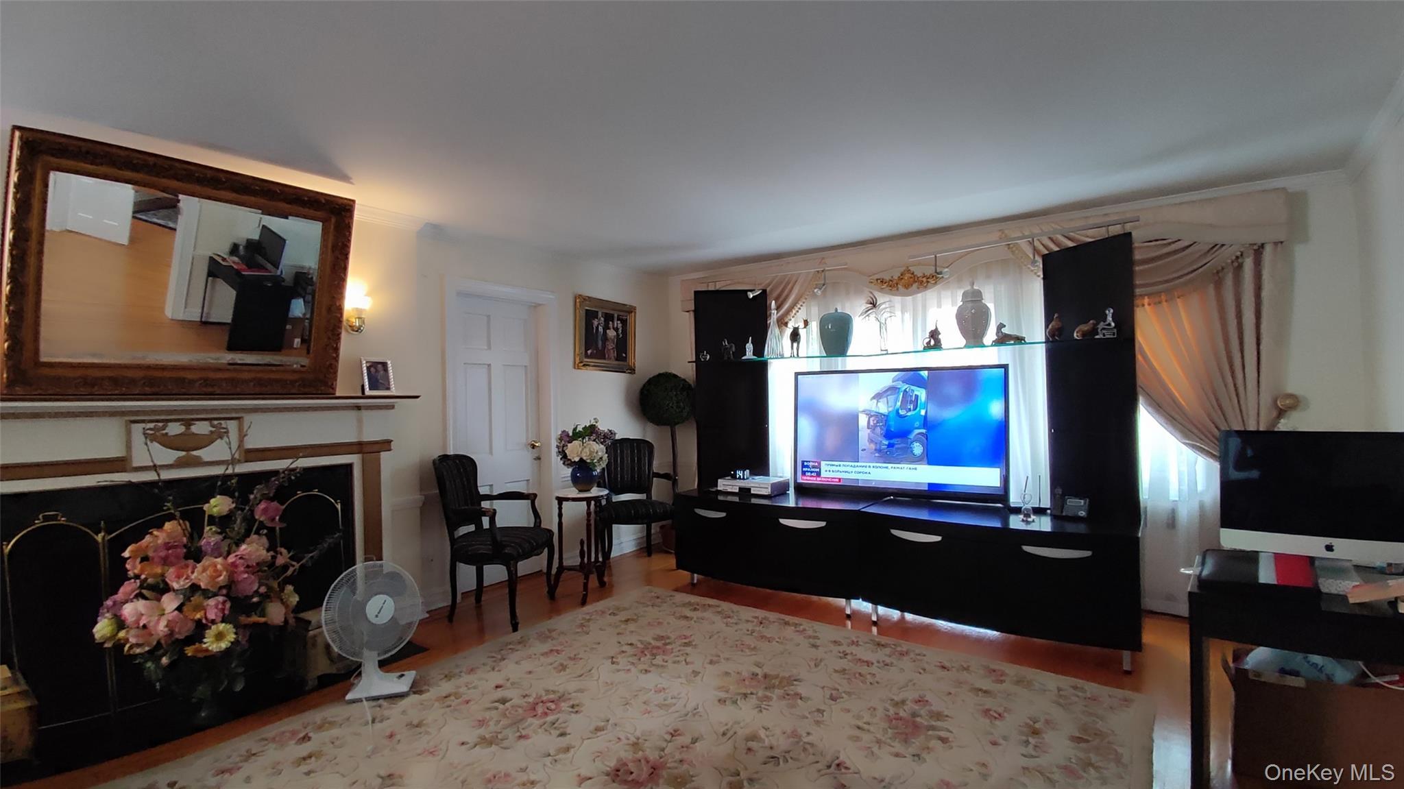 Single Family Utopia Pkwy Queens, NY 11432, MLS-880256-20