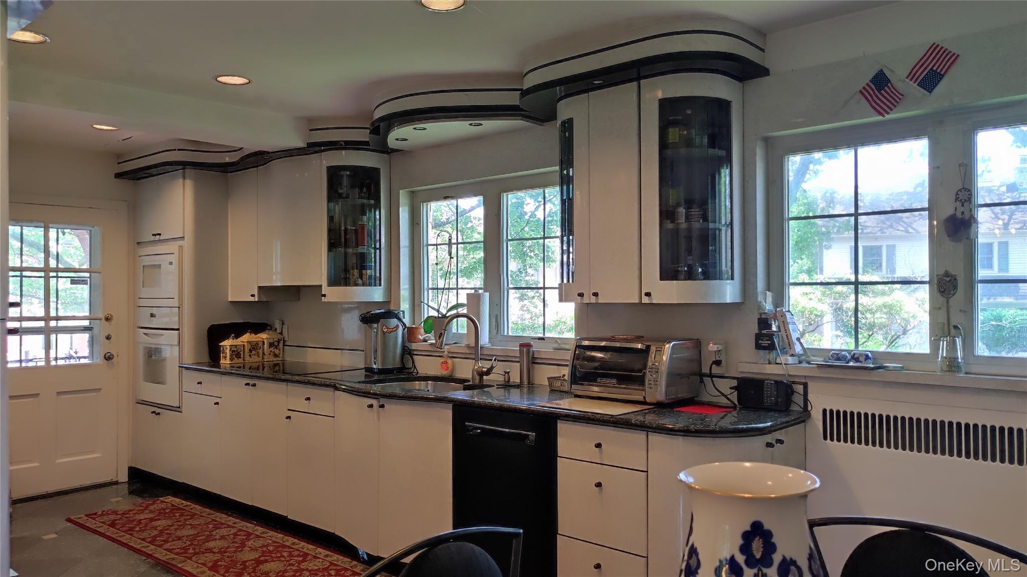 Single Family Utopia Pkwy Queens, NY 11432, MLS-880256-22