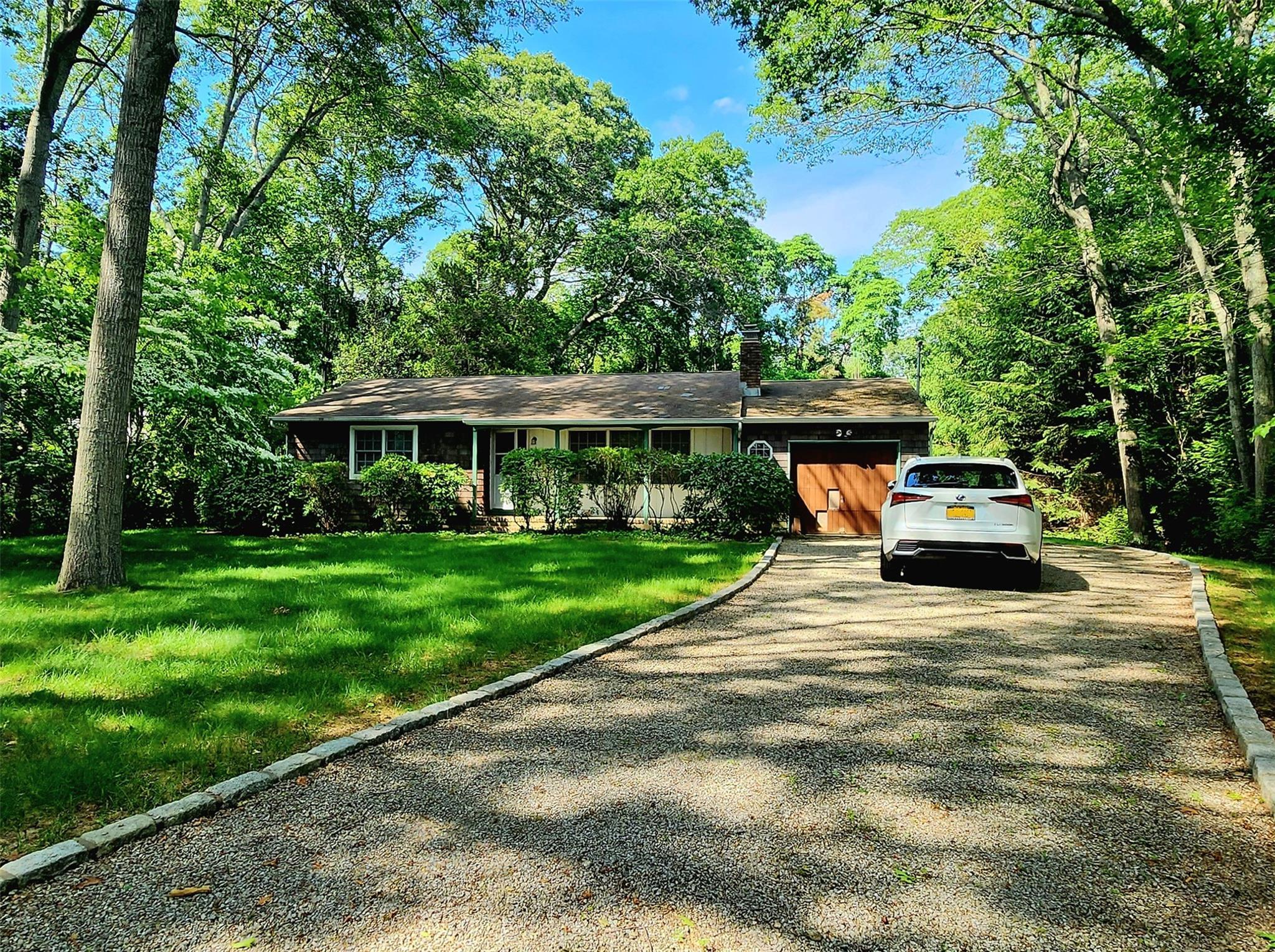 Single Family Sayres  Suffolk County, NY 11975, MLS-880267-2