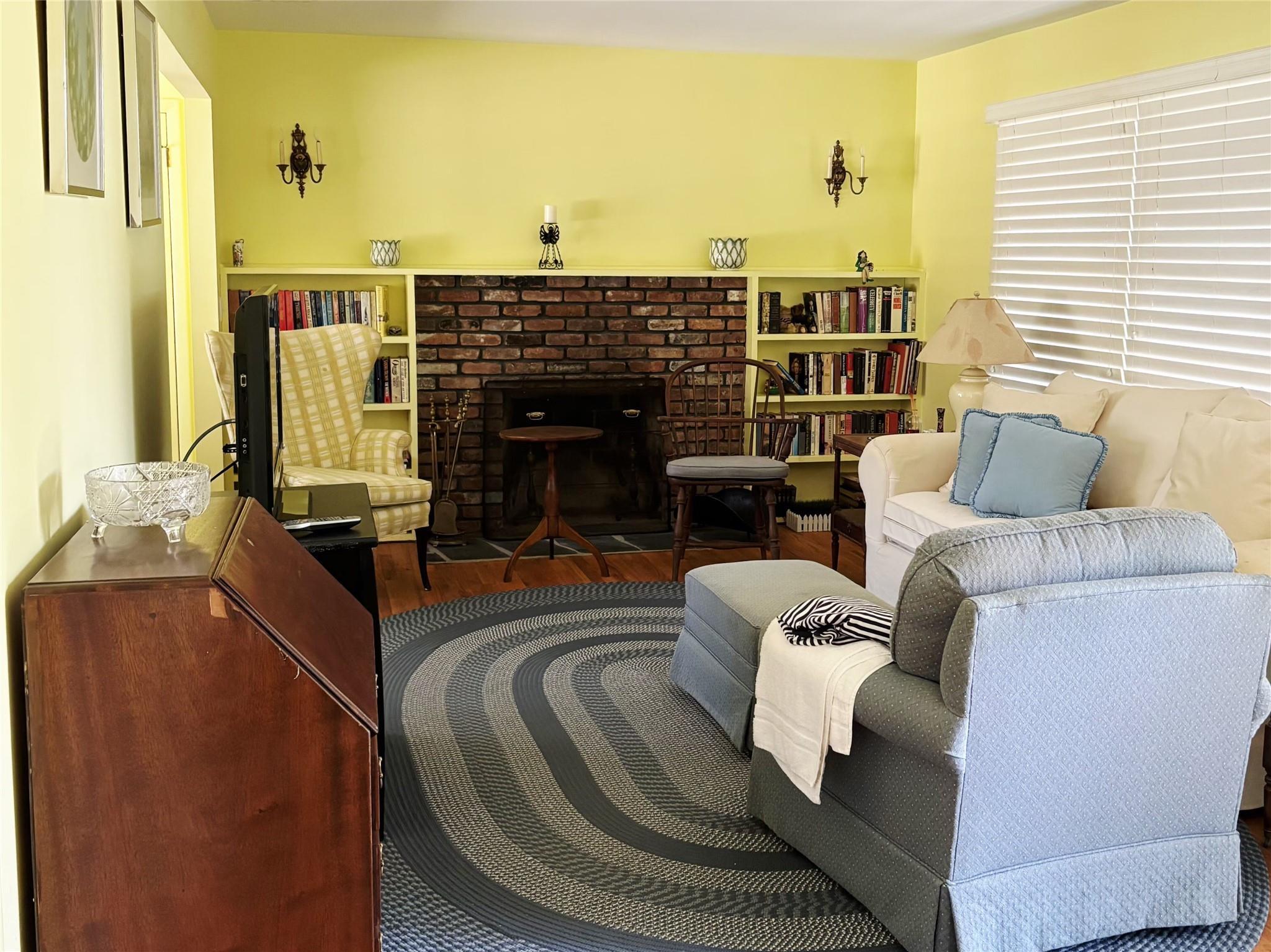 Single Family Sayres  Suffolk County, NY 11975, MLS-880267-4