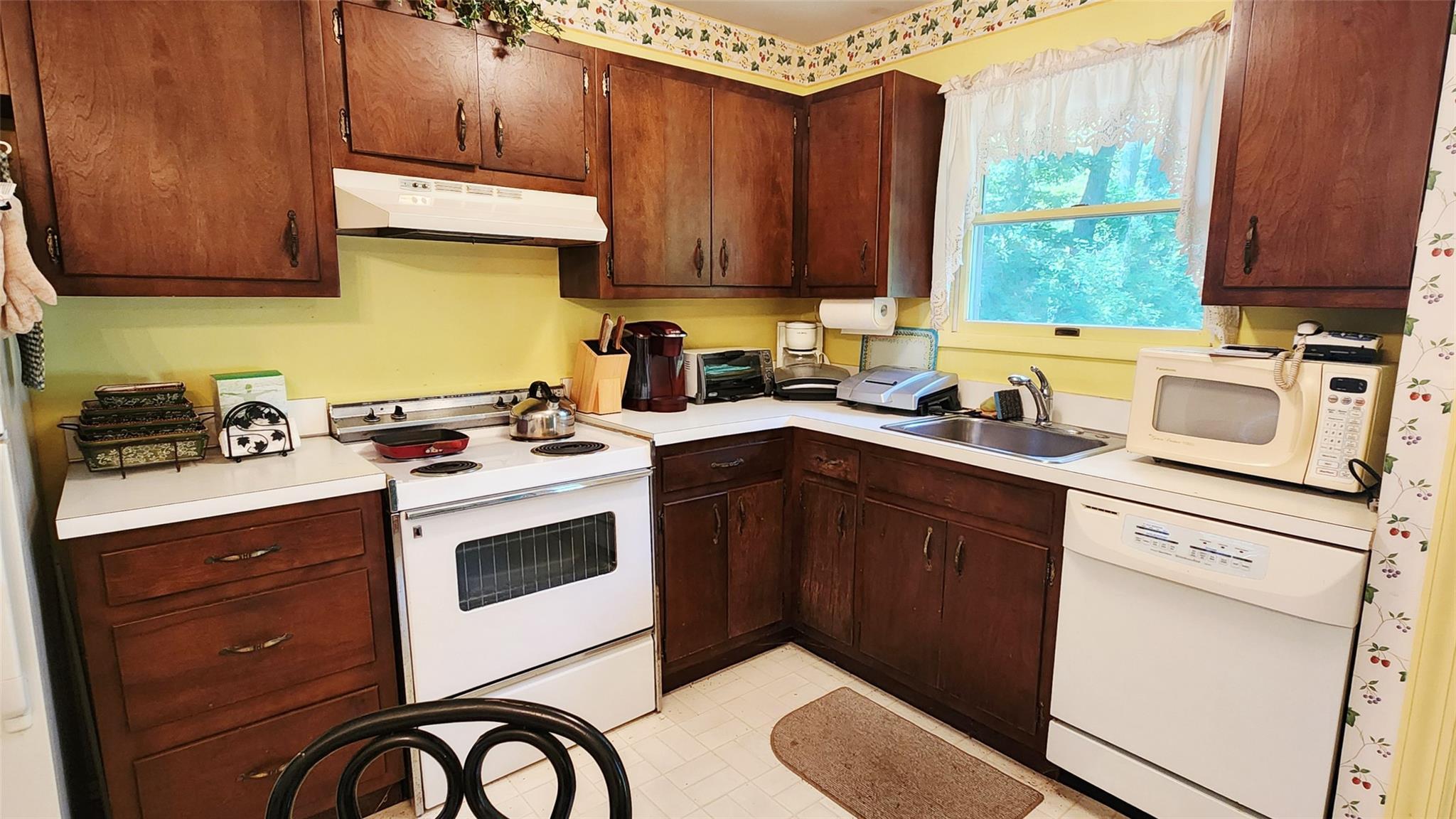 Single Family Sayres  Suffolk County, NY 11975, MLS-880267-6