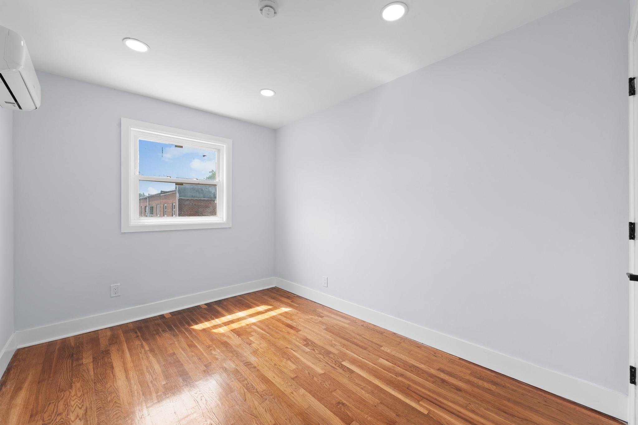 Single Family Avenue J  Brooklyn, NY 11236, MLS-880268-10