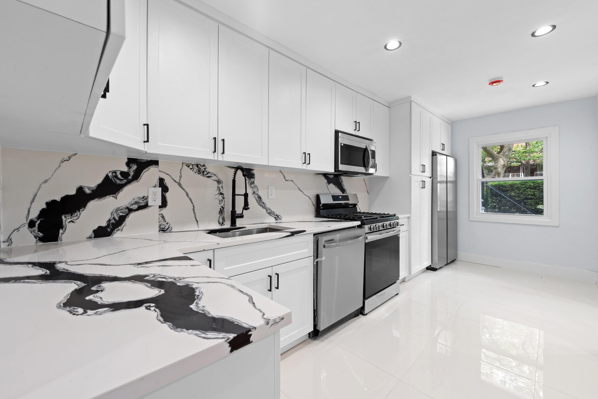 Single Family Avenue J  Brooklyn, NY 11236, MLS-880268-13