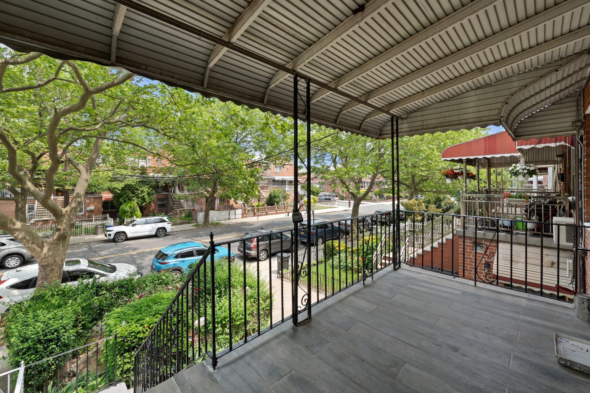 Single Family Avenue J  Brooklyn, NY 11236, MLS-880268-18