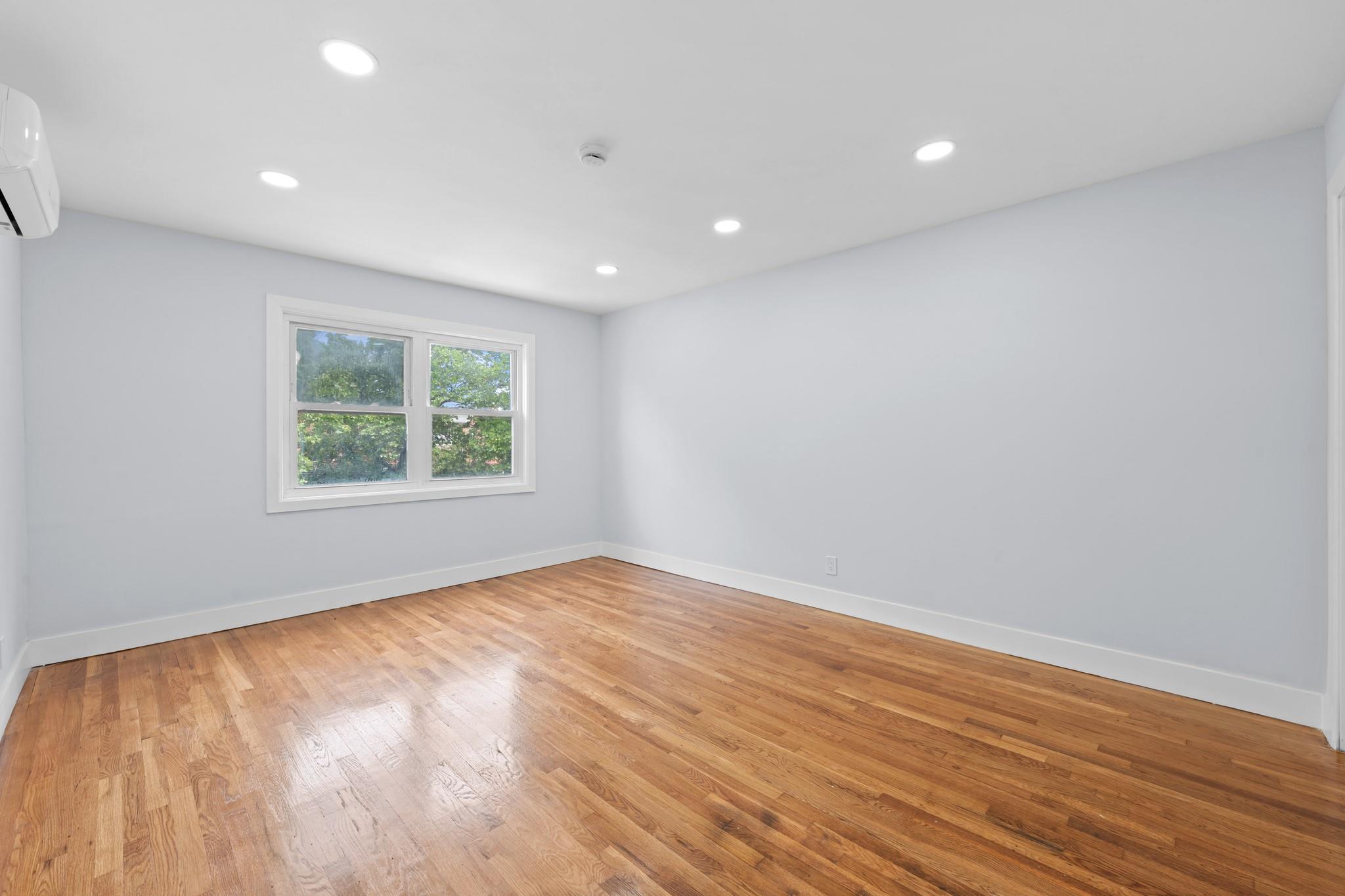 Single Family Avenue J  Brooklyn, NY 11236, MLS-880268-7