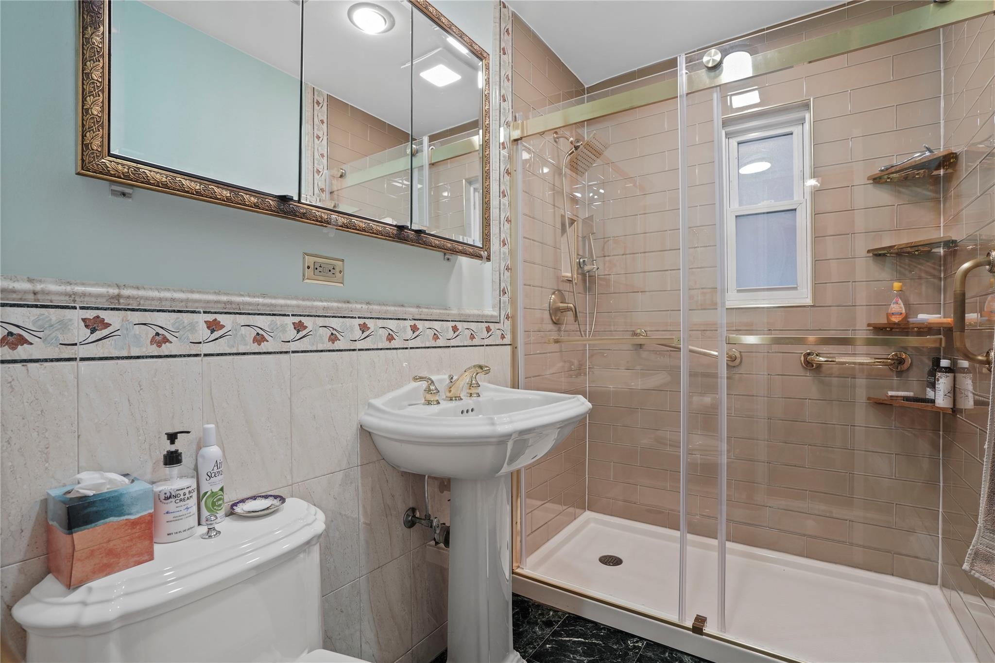Single Family 78th  Queens, NY 11379, MLS-880272-17