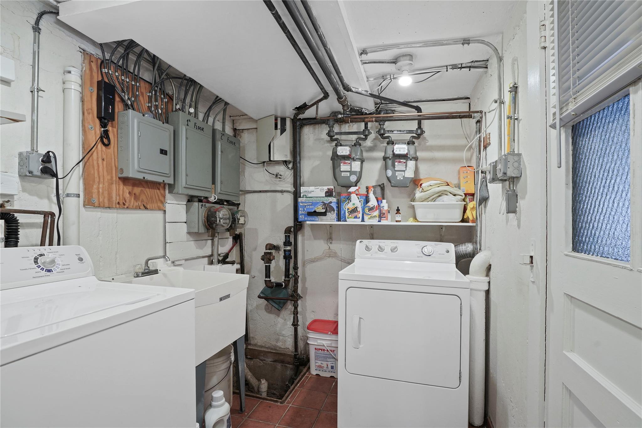 Single Family 78th  Queens, NY 11379, MLS-880272-19
