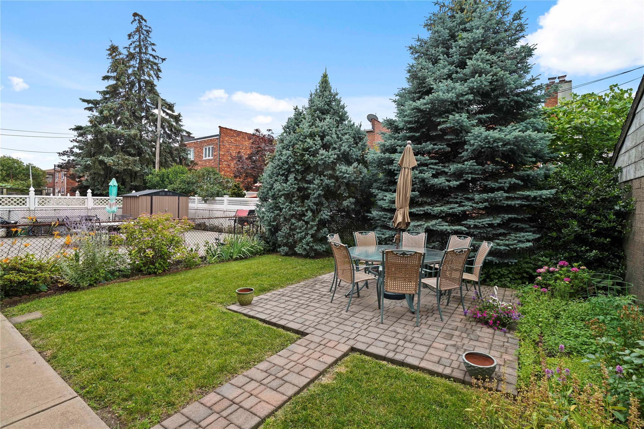 Single Family 78th  Queens, NY 11379, MLS-880272-26