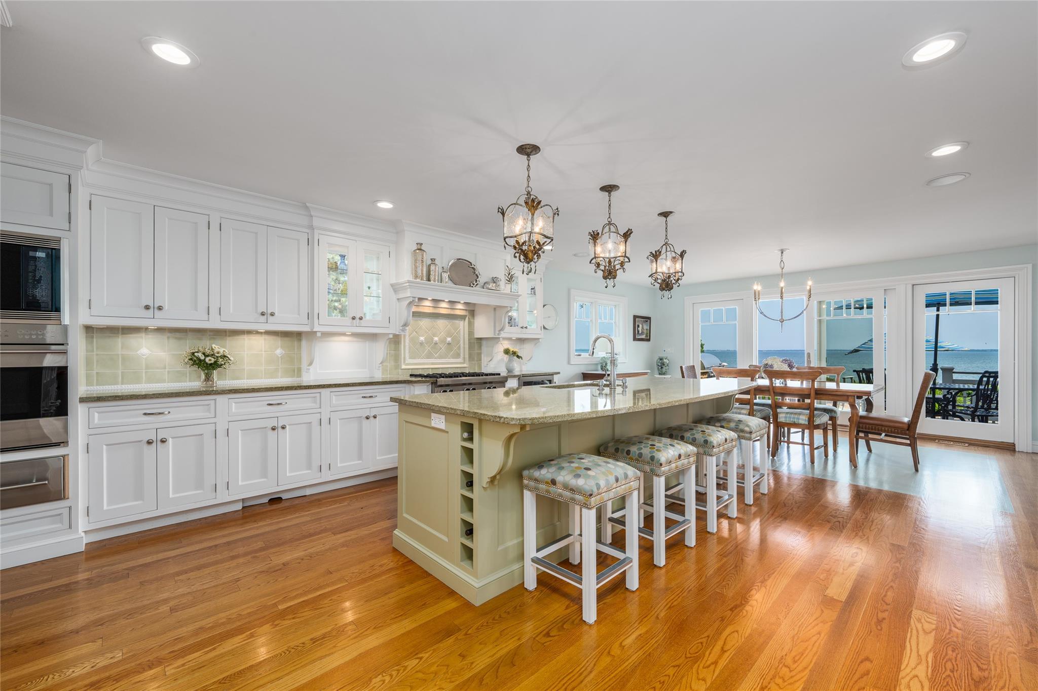 Single Family Peconic Bay  Suffolk County, NY 11948, MLS-880309-11