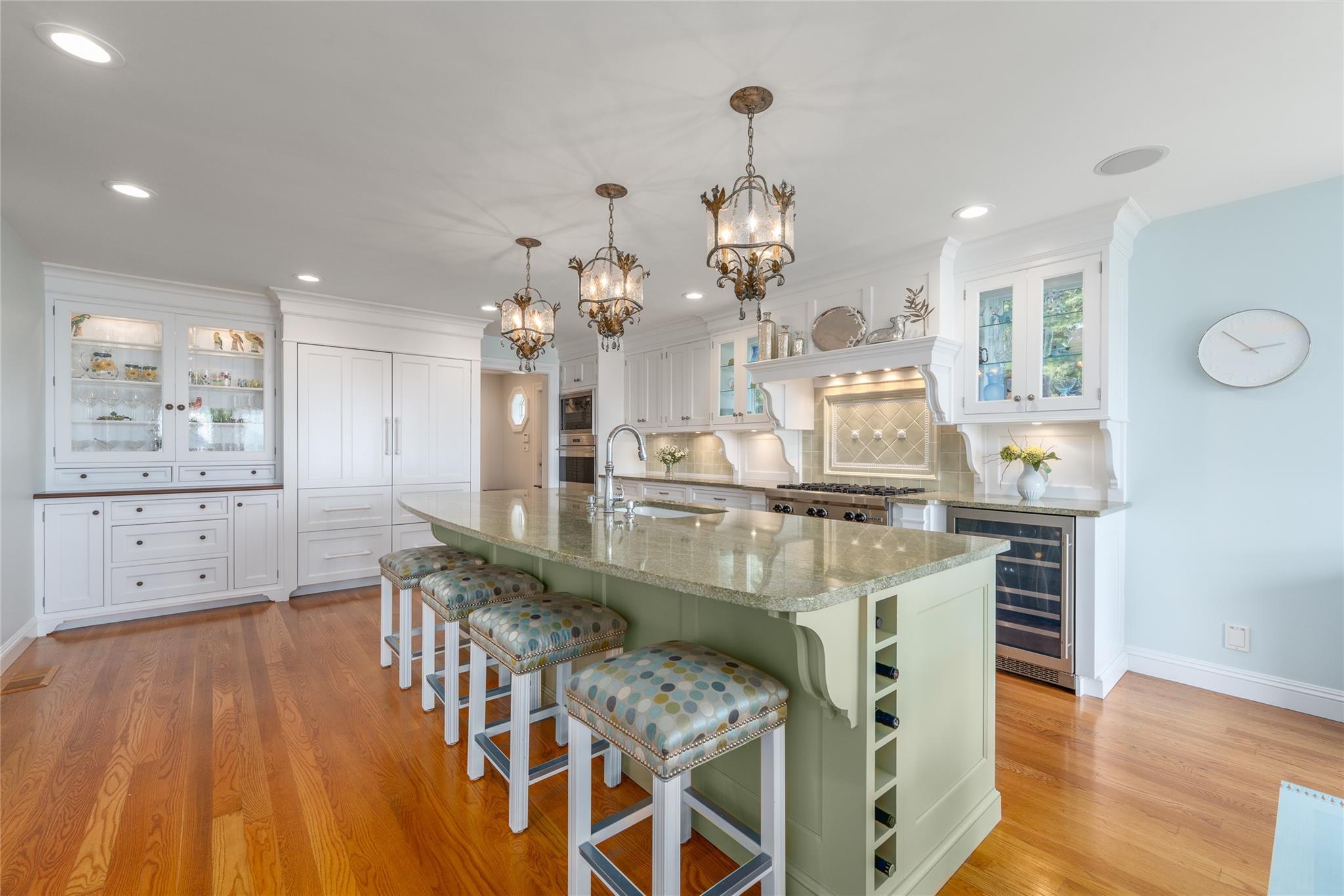 Single Family Peconic Bay  Suffolk County, NY 11948, MLS-880309-13