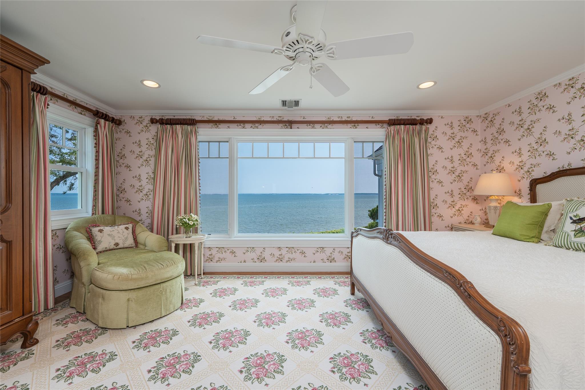 Single Family Peconic Bay  Suffolk County, NY 11948, MLS-880309-22