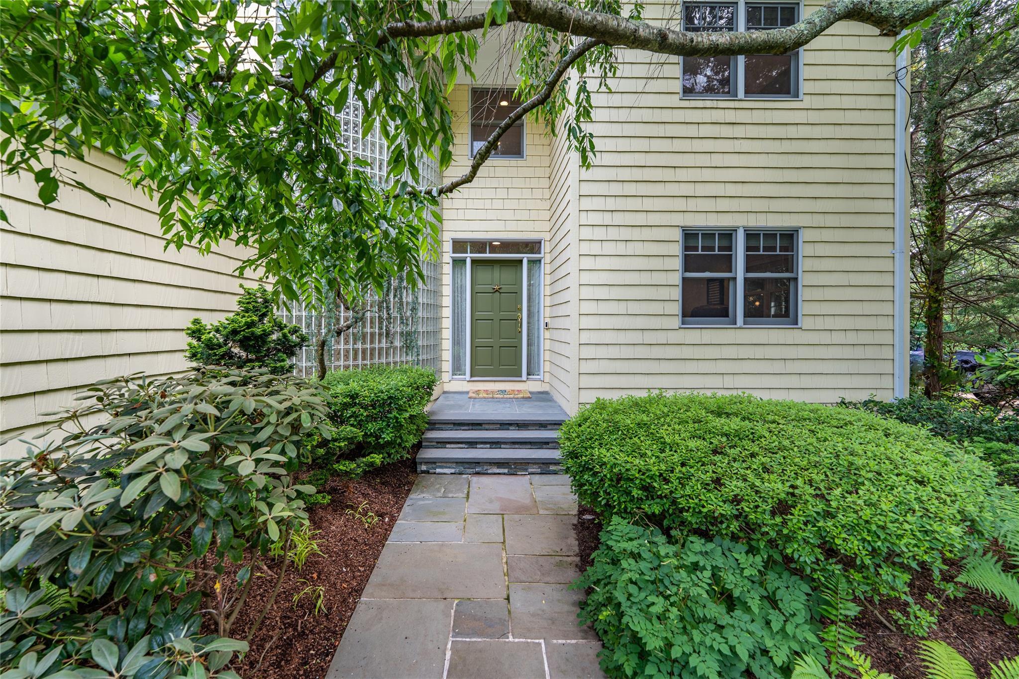 Single Family Peconic Bay  Suffolk County, NY 11948, MLS-880309-4