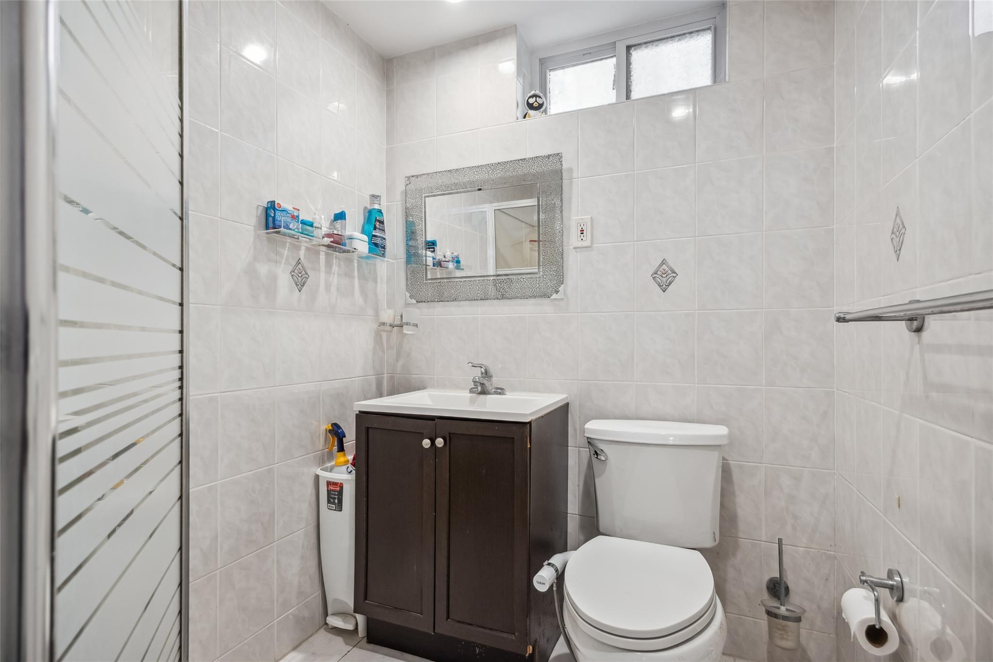 Single Family 64  Queens, NY 11364, MLS-880321-18