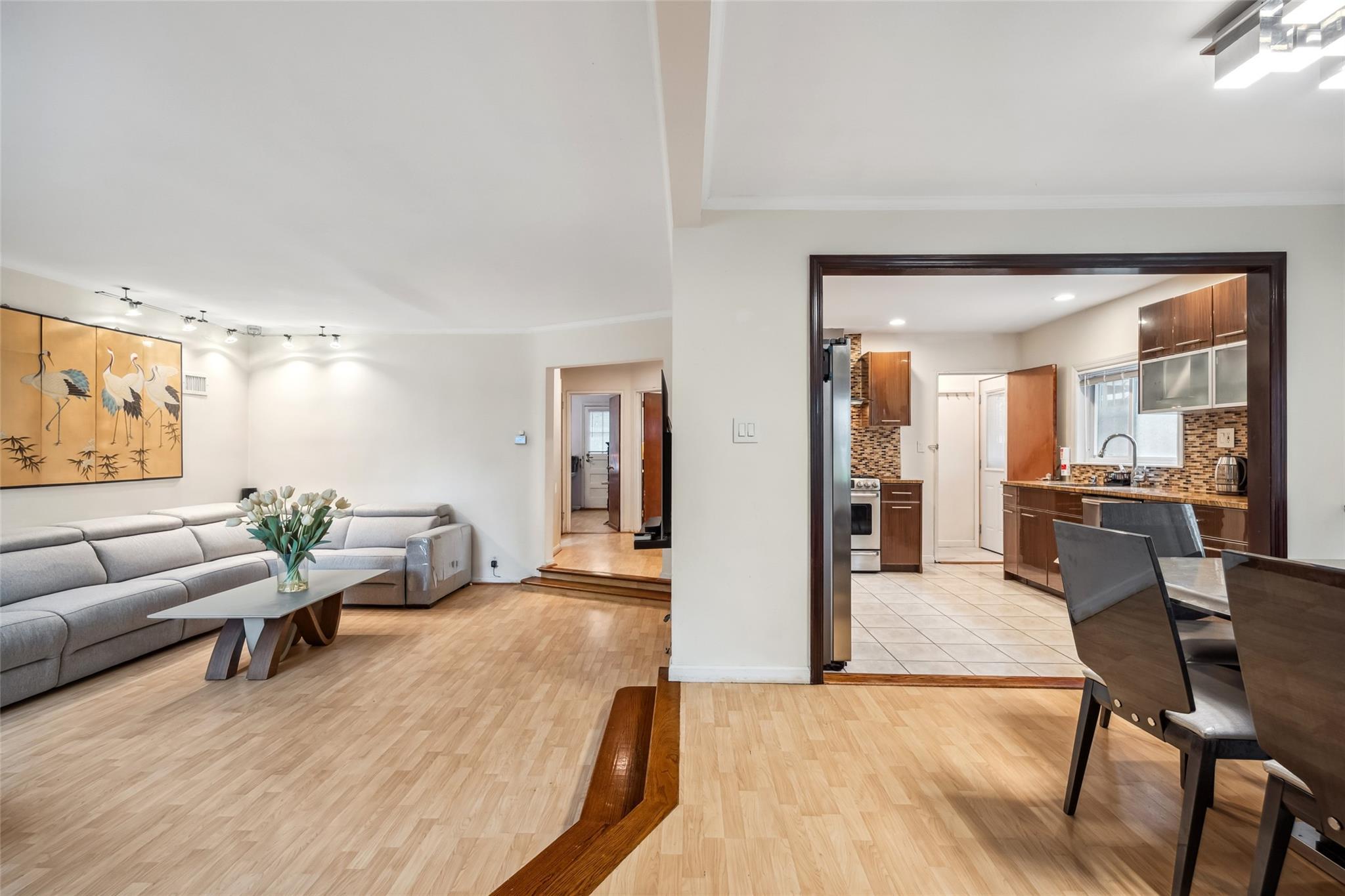 Single Family 64  Queens, NY 11364, MLS-880321-2