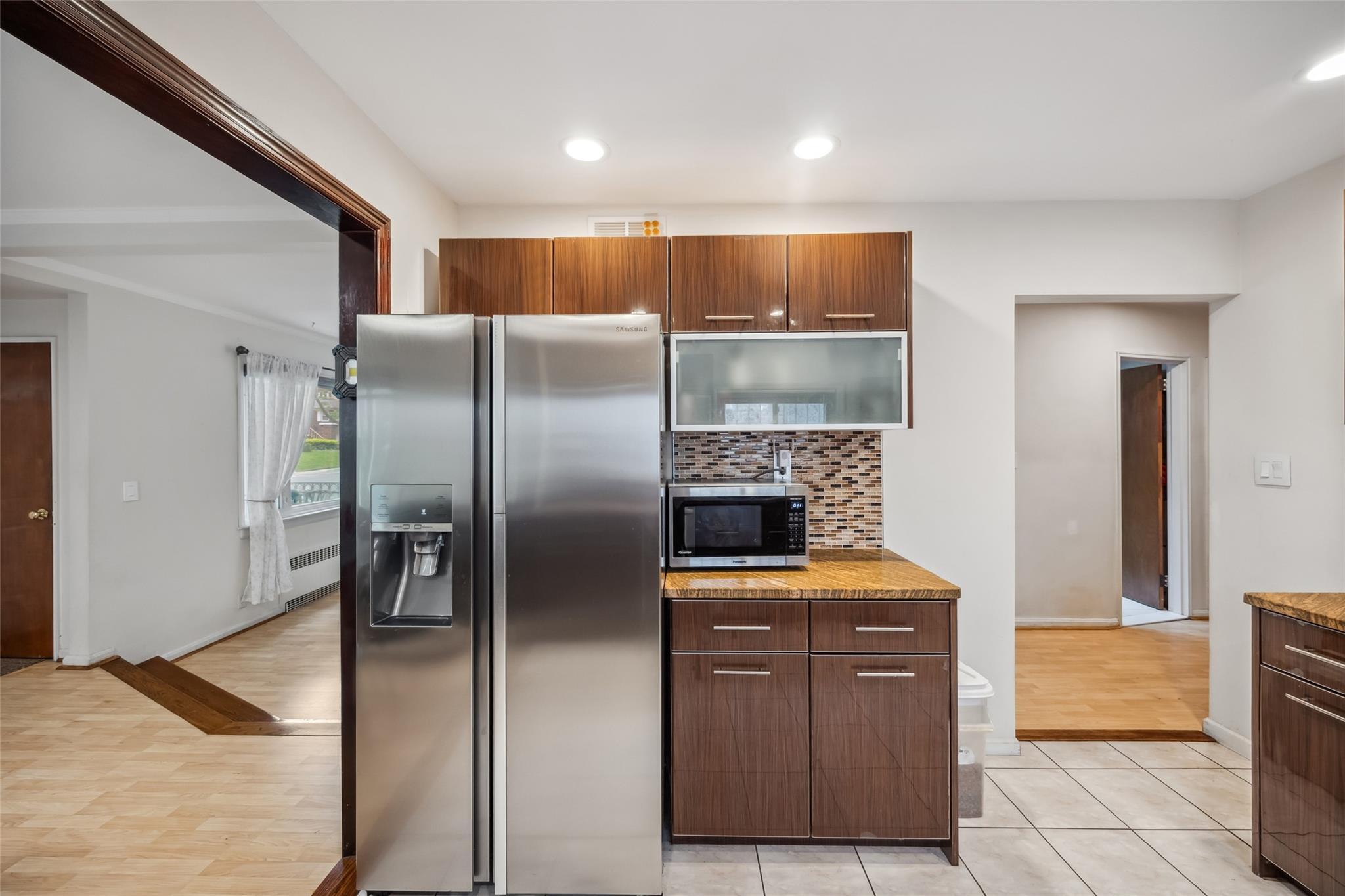 Single Family 64  Queens, NY 11364, MLS-880321-8