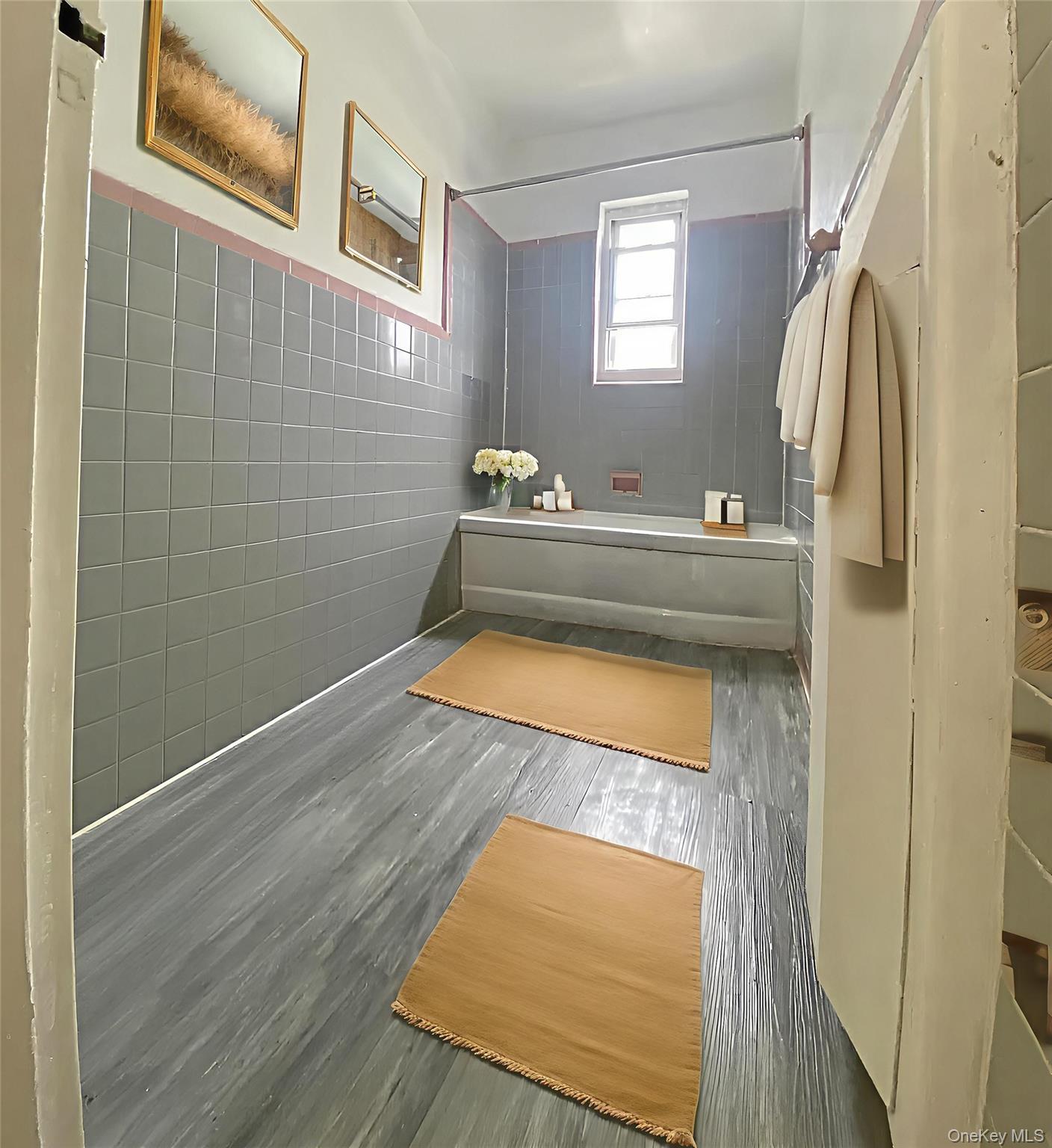 Single Family Hicks  Bronx, NY 10469, MLS-880327-14