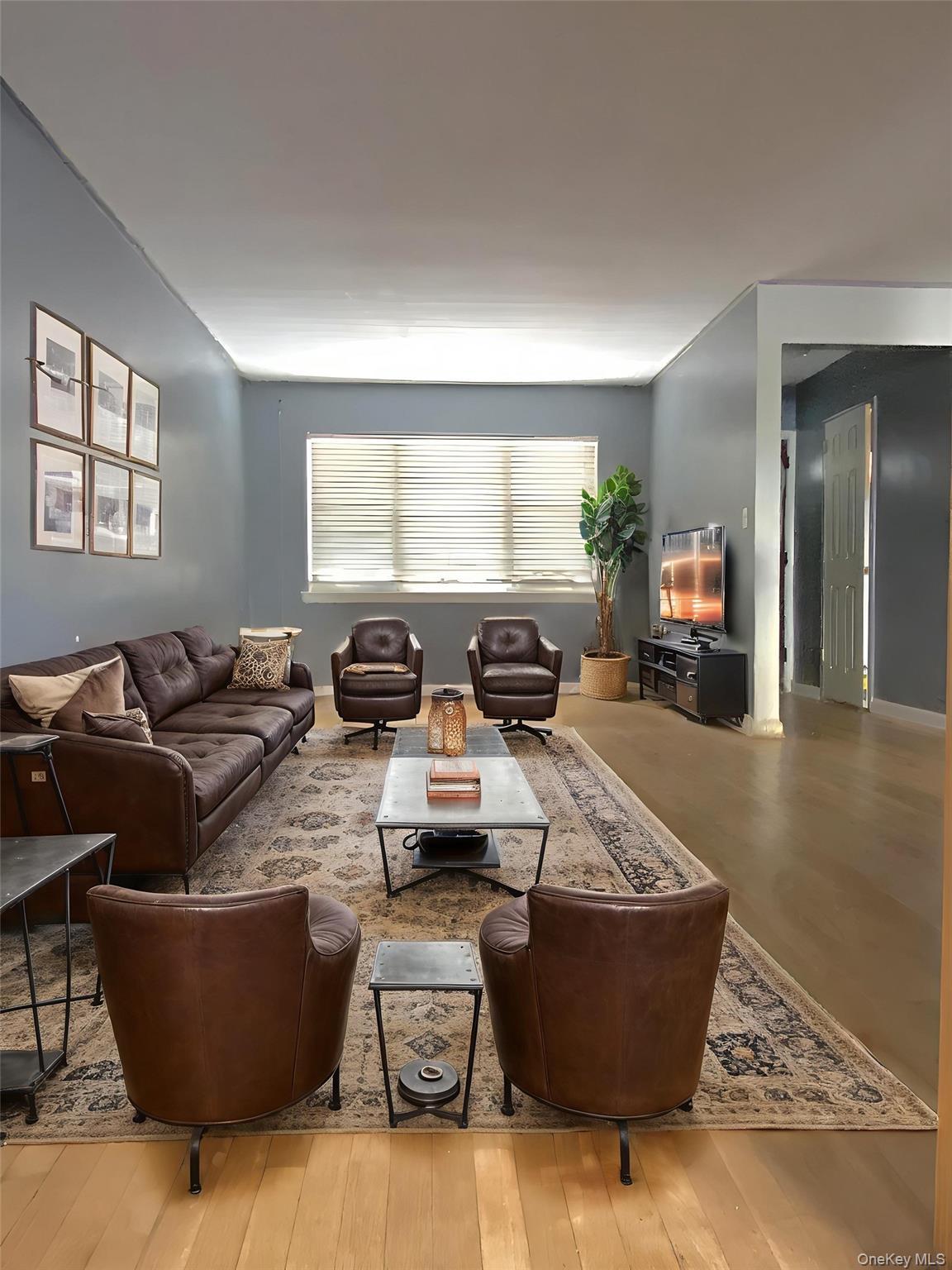 Single Family Hicks  Bronx, NY 10469, MLS-880327-7