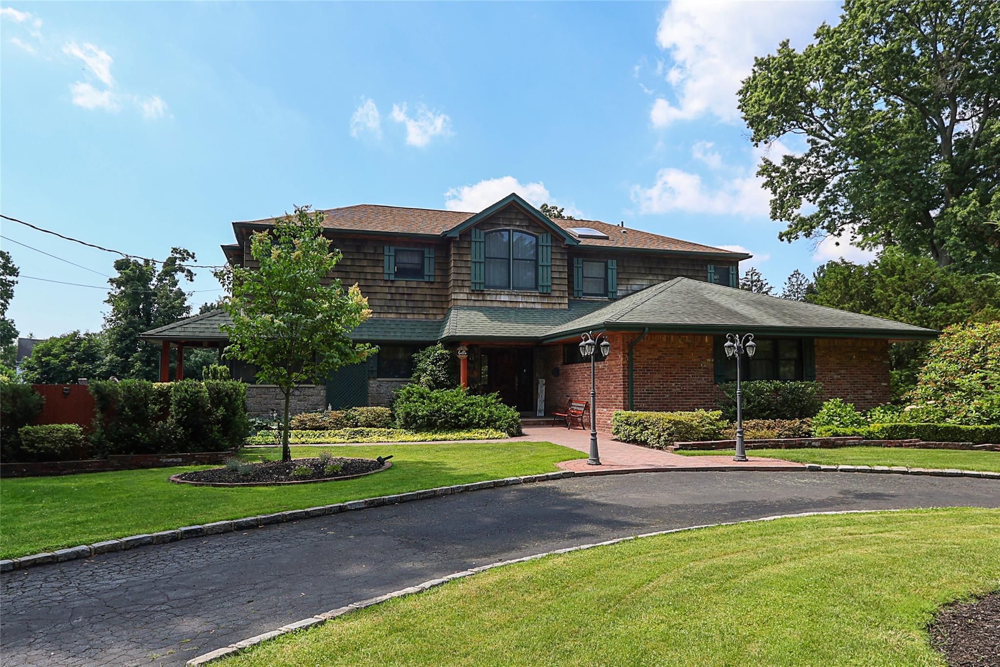 Single Family Marietta Nassau County, NY 11542, MLS-880332-2