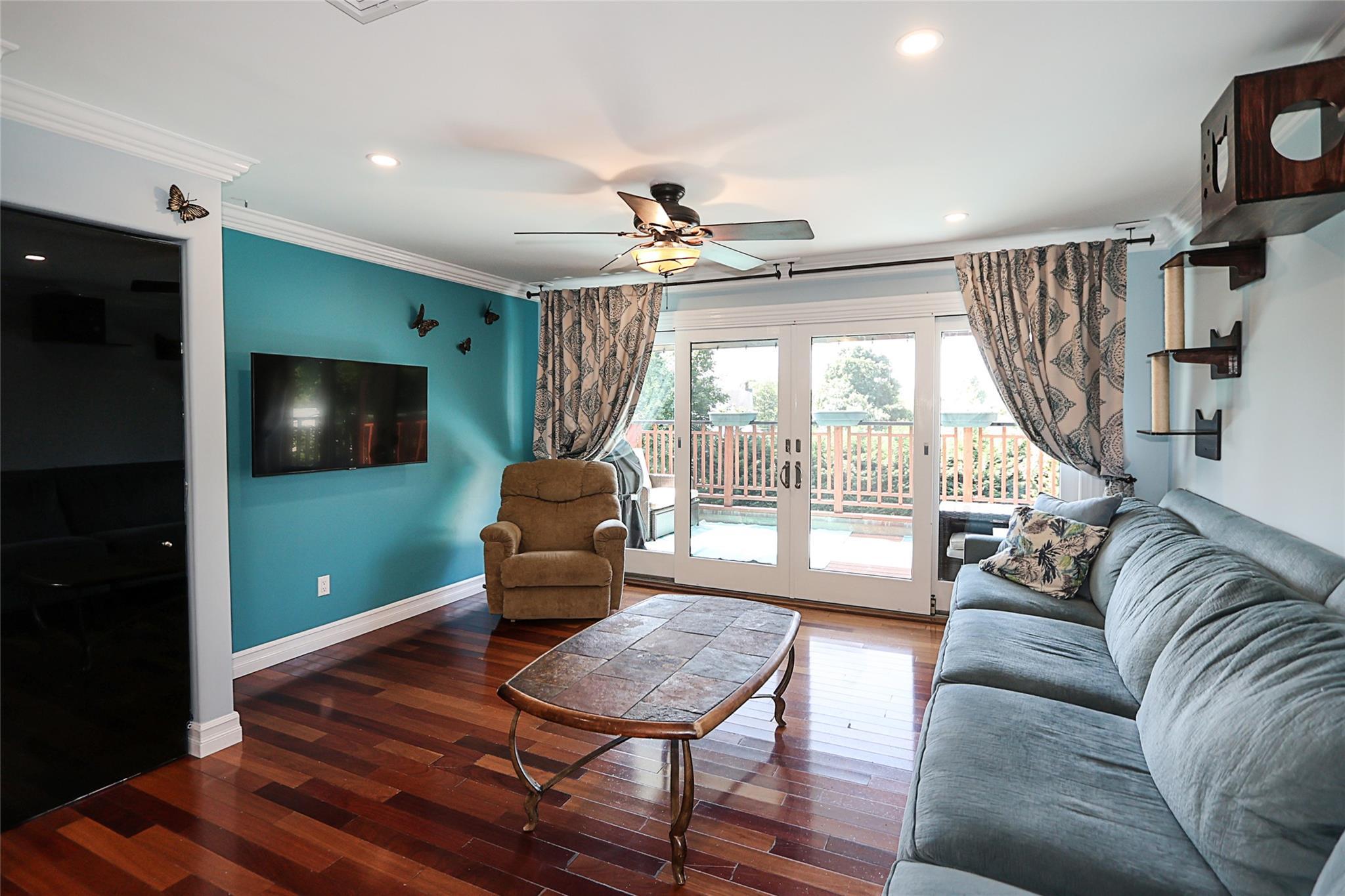 Single Family Marietta Nassau County, NY 11542, MLS-880332-28