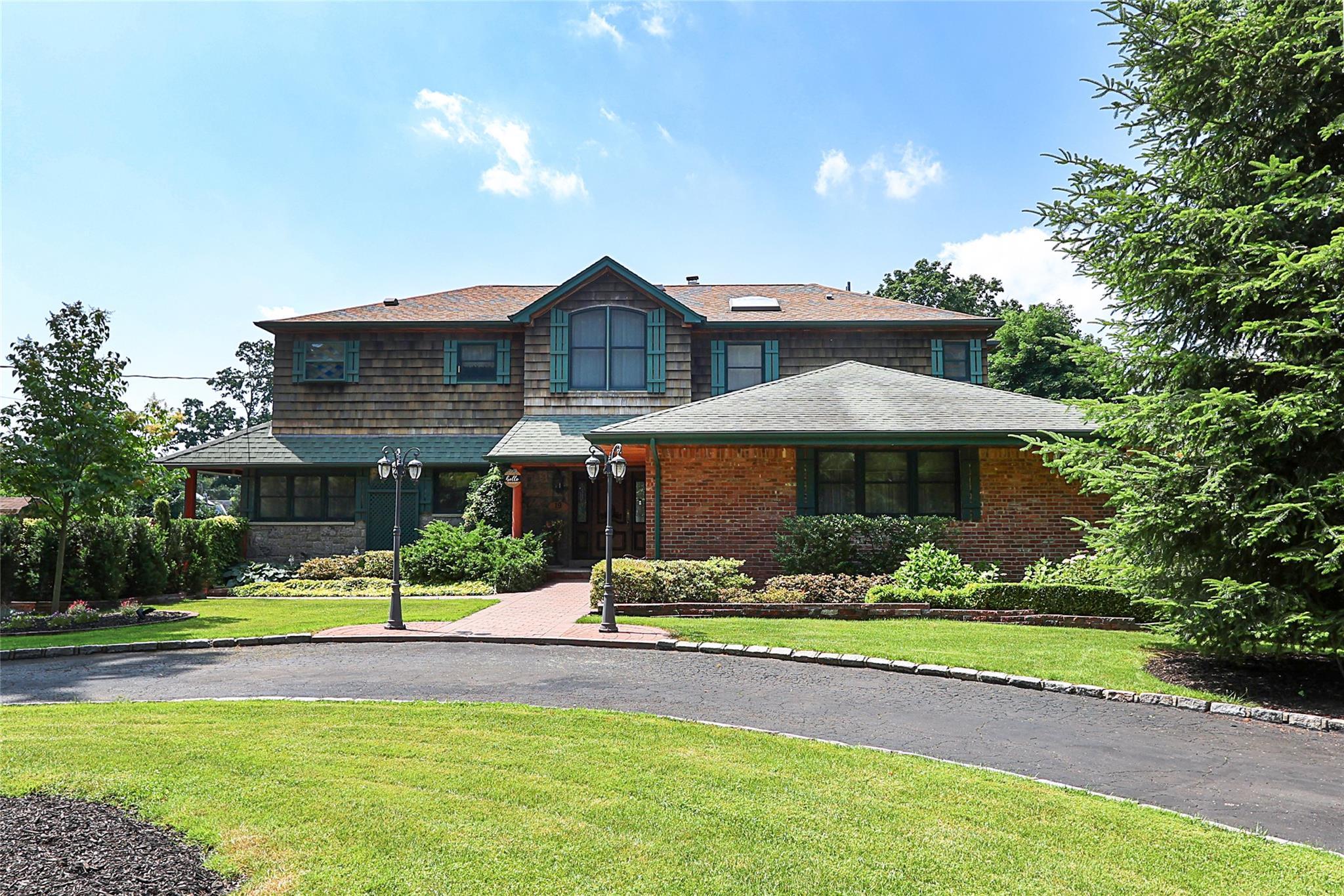 Single Family Marietta Nassau County, NY 11542, MLS-880332-3