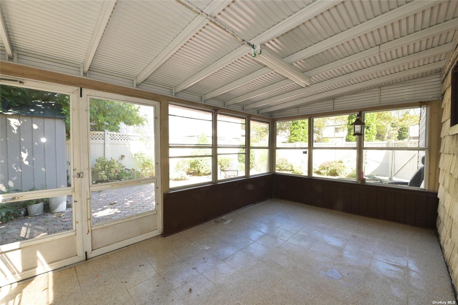 Single Family Peck  Queens, NY 11427, MLS-880352-3