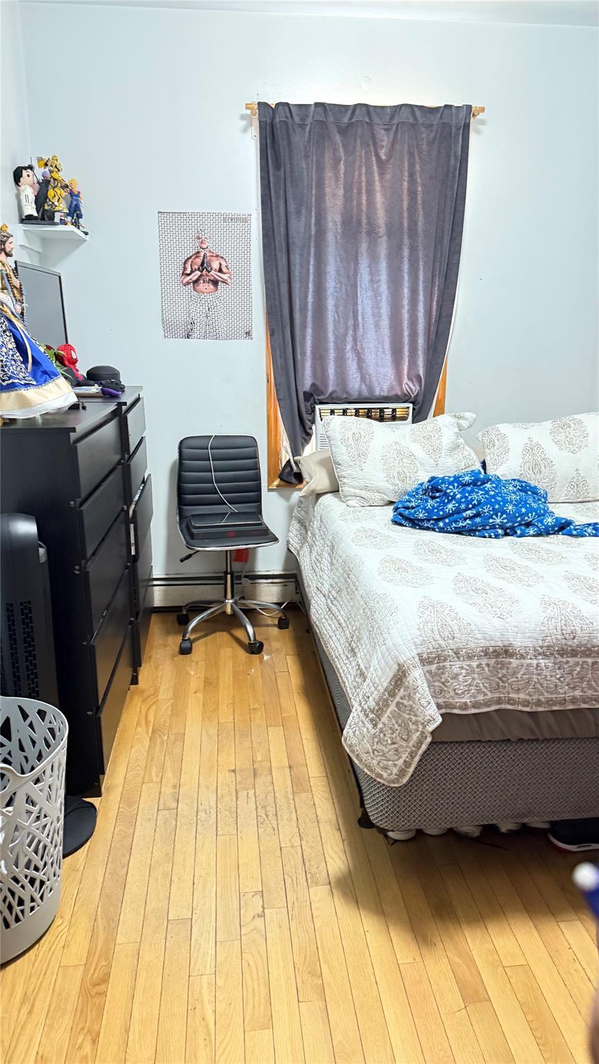Single Family Alstyne  Queens, NY 11368, MLS-880358-12