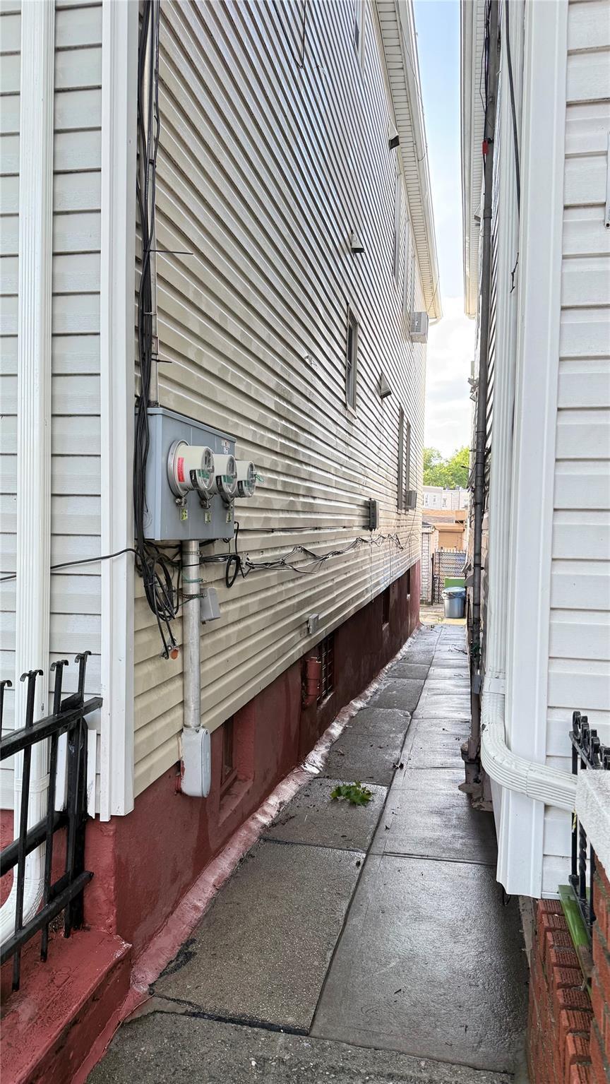 Single Family Alstyne  Queens, NY 11368, MLS-880358-16