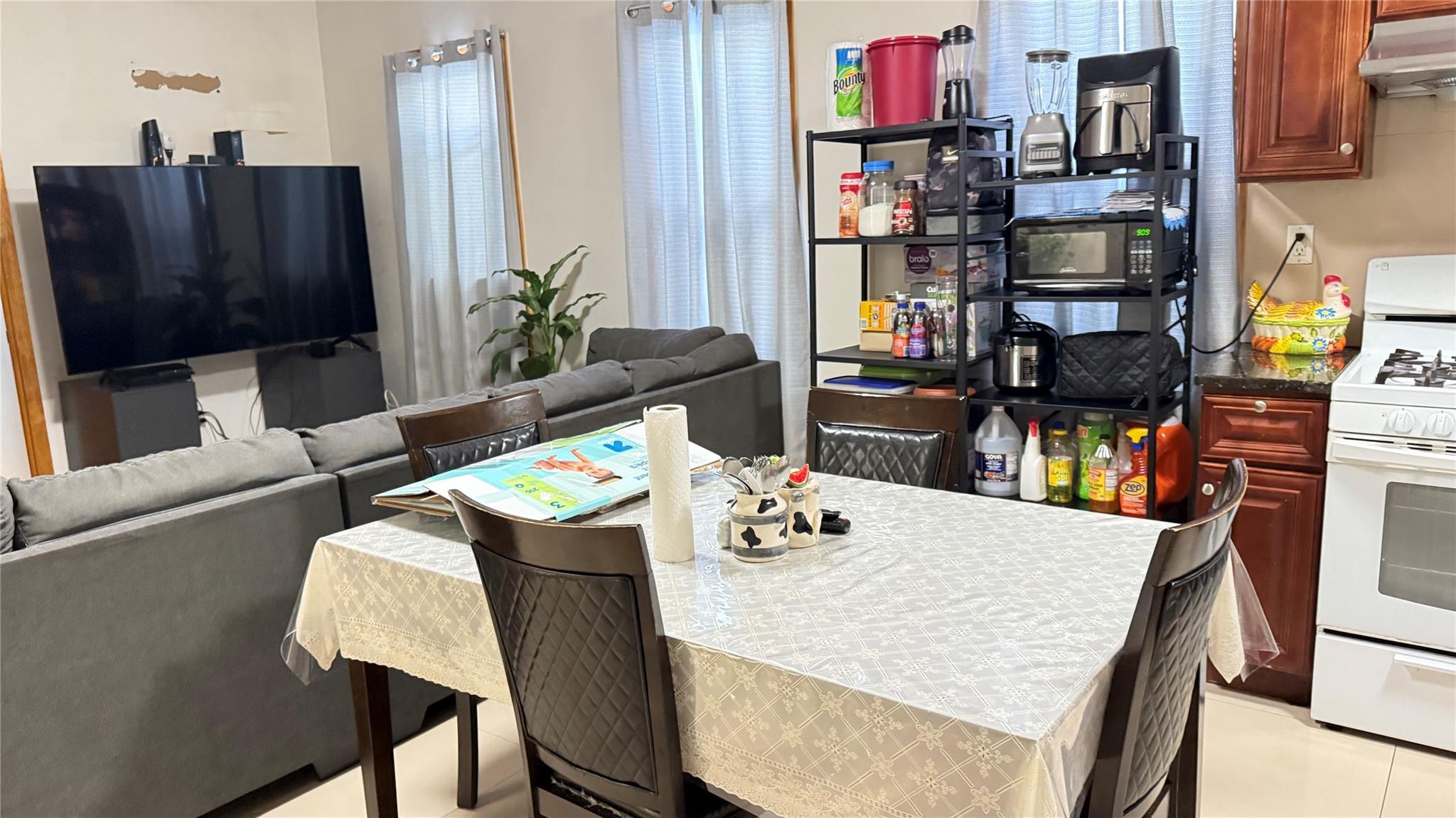 Single Family Alstyne  Queens, NY 11368, MLS-880358-7