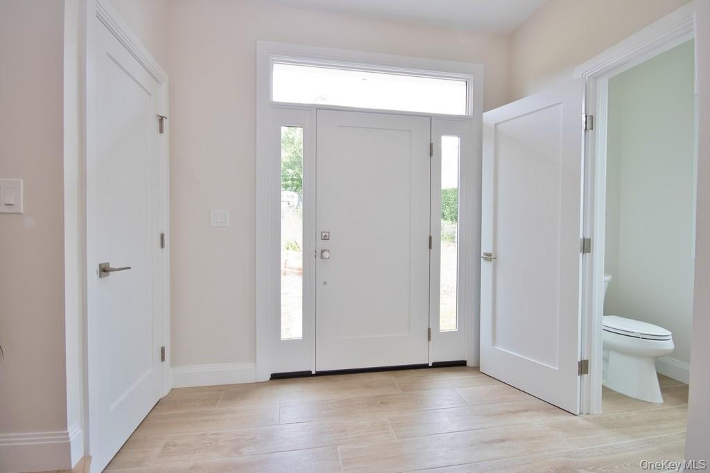 Condo Andrews  Westchester County, NY 10591, MLS-880381-2