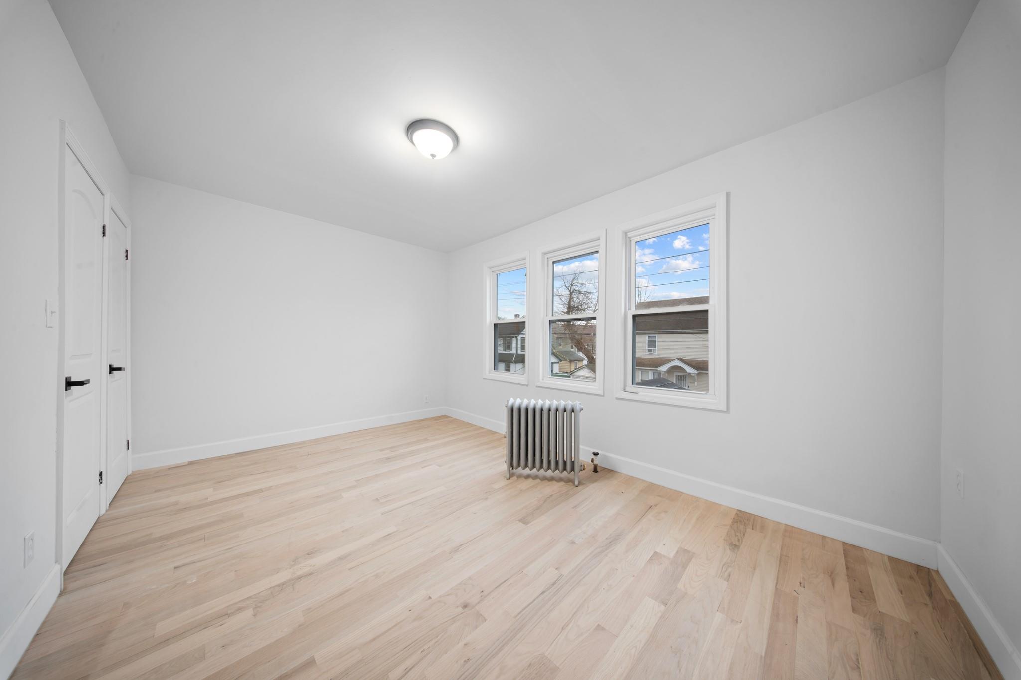 Single Family 118th  Queens, NY 11412, MLS-880389-10
