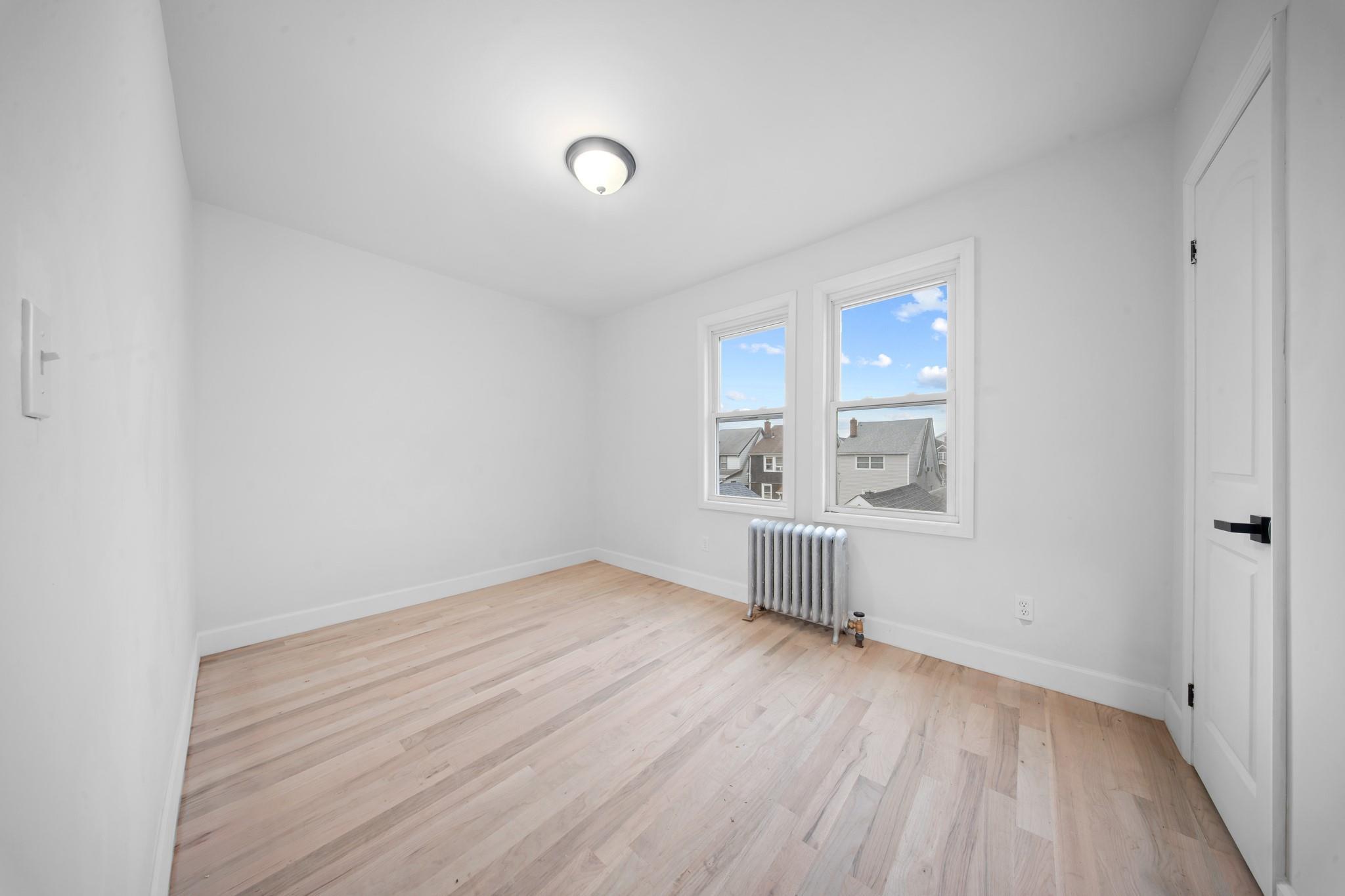 Single Family 118th  Queens, NY 11412, MLS-880389-11