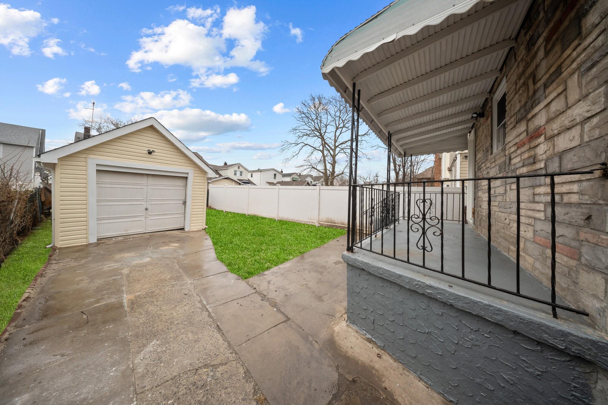 Single Family 118th  Queens, NY 11412, MLS-880389-19