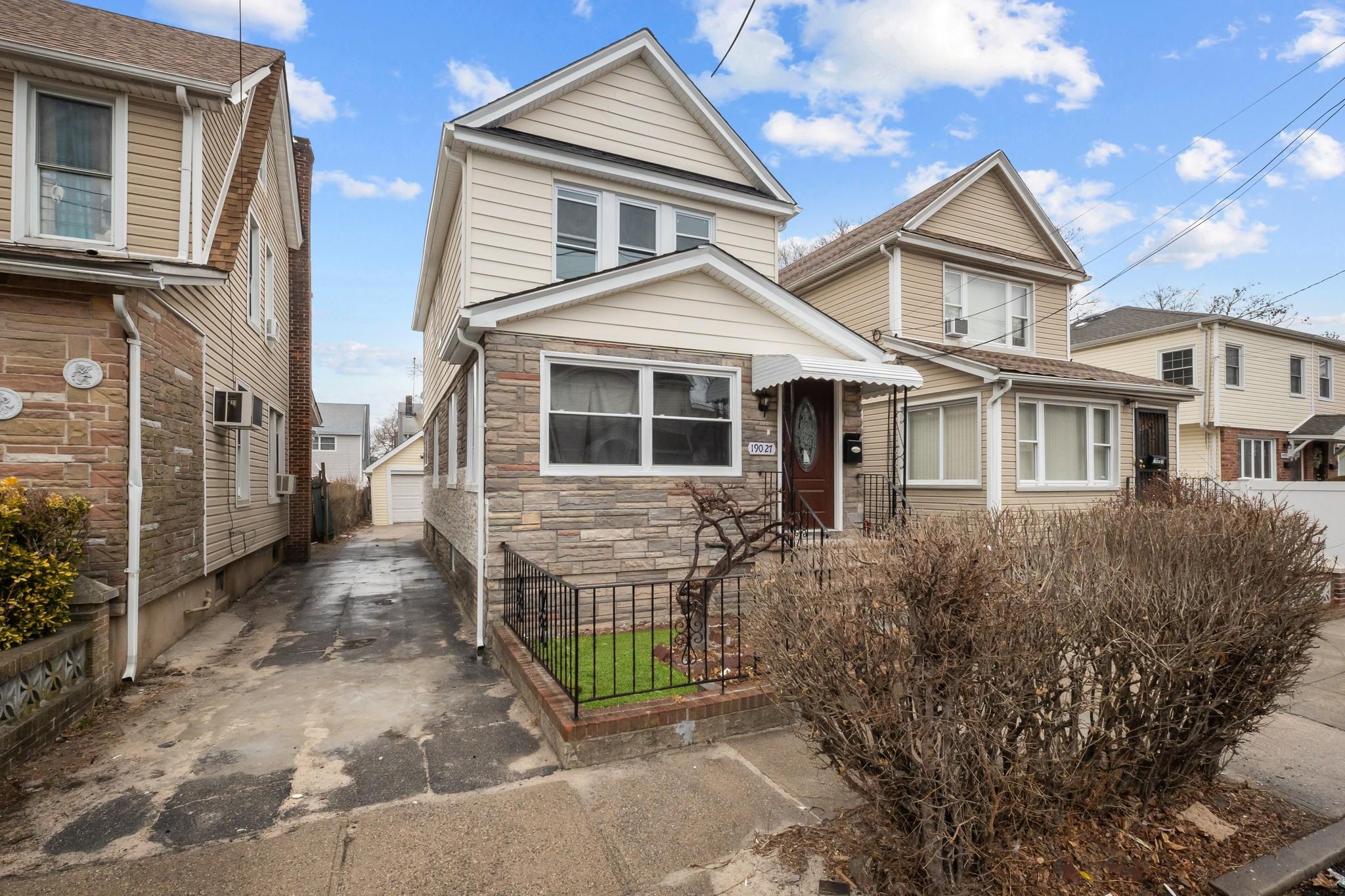 Single Family 118th  Queens, NY 11412, MLS-880389-20