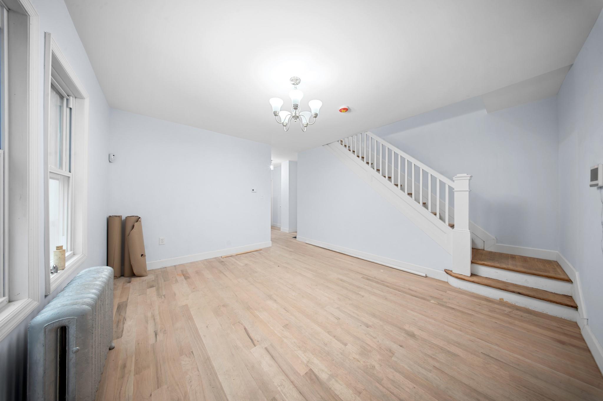 Single Family 118th  Queens, NY 11412, MLS-880389-6
